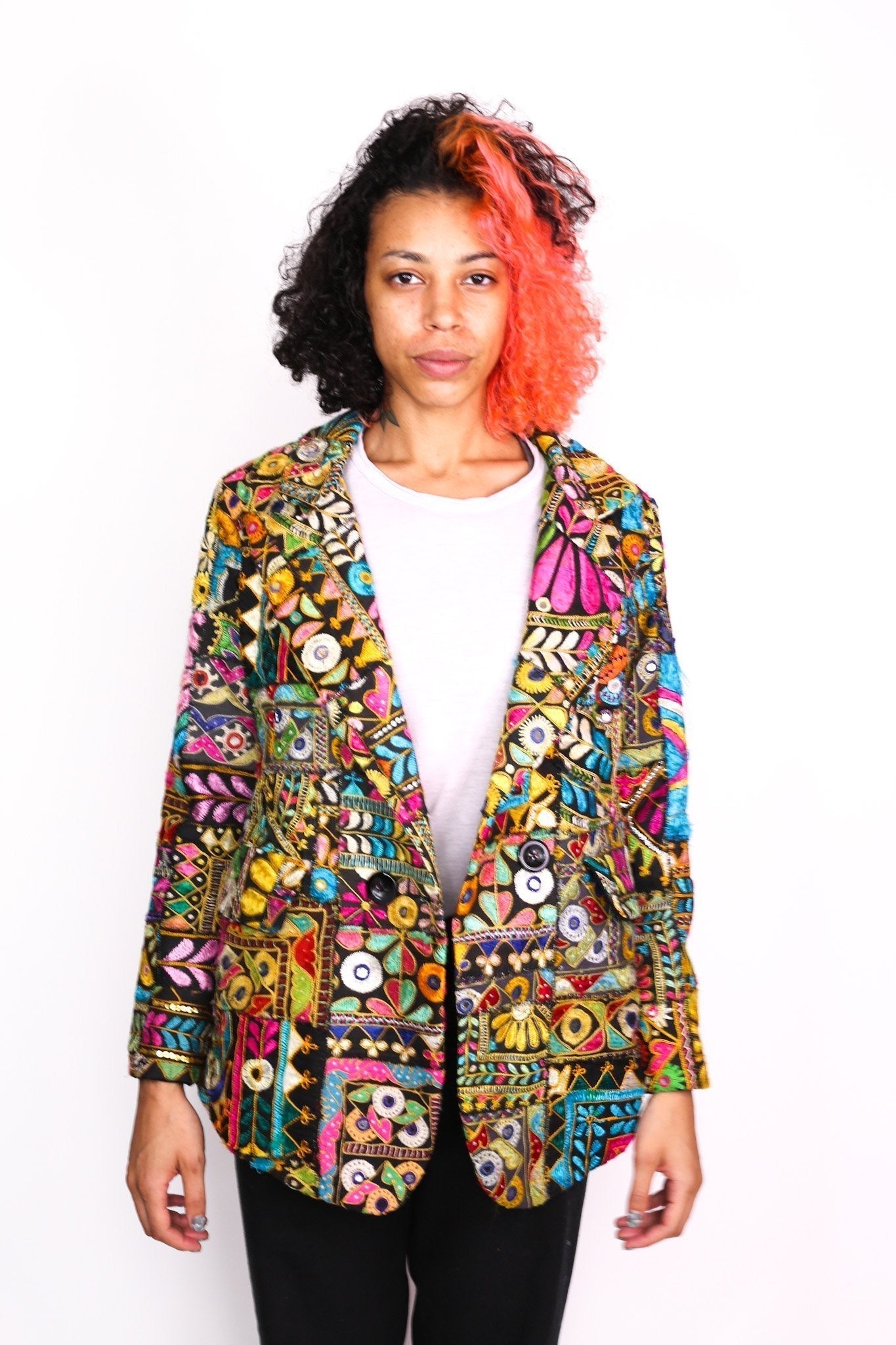 EMBROIDERED PATCHWORK JACKET FRIDA - MOMO STUDIO BERLIN - Berlin Concept Store - sustainable & ethical fashion