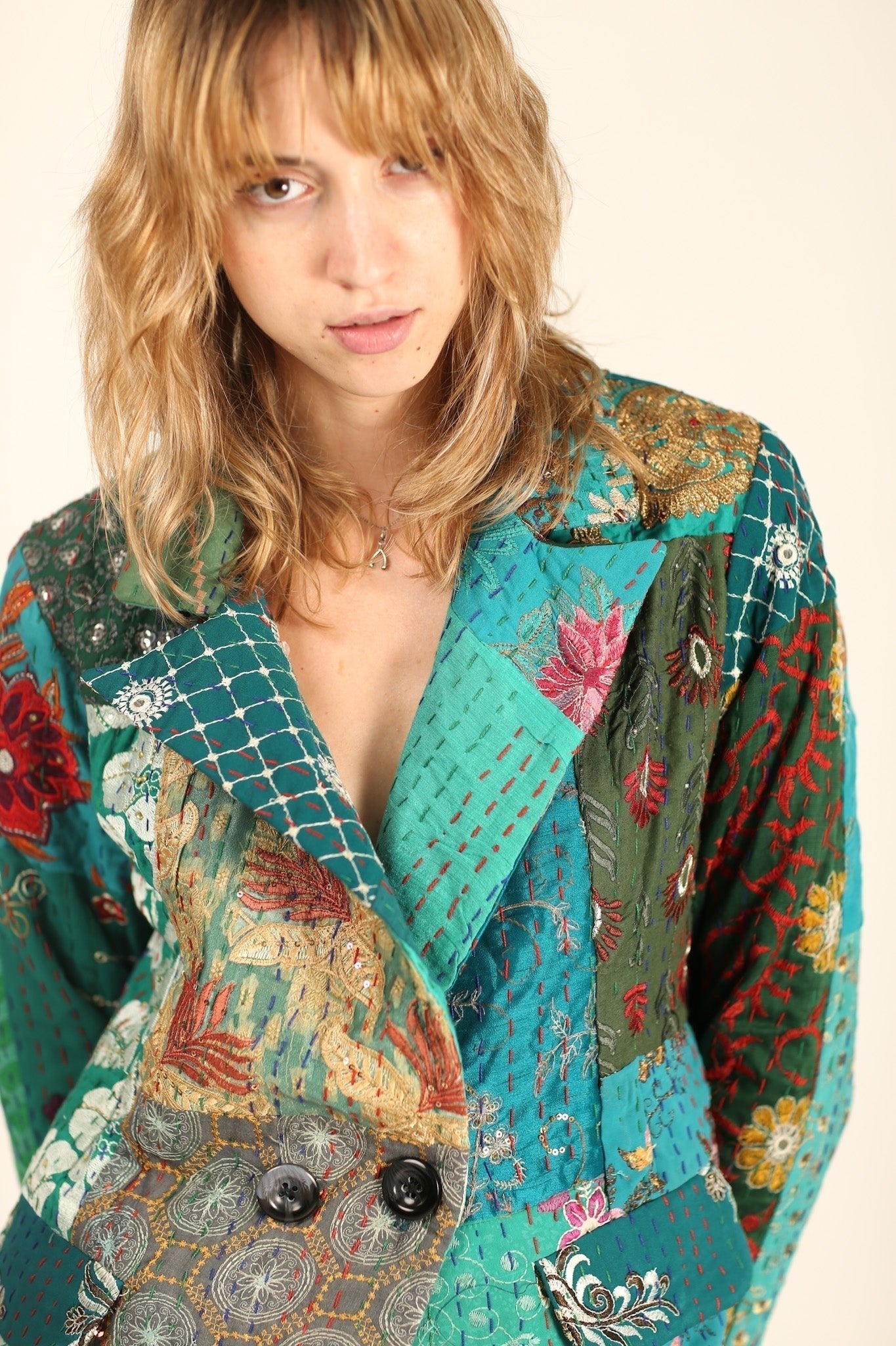 EMBROIDERED PATCHWORK JACKET PENNY - MOMO STUDIO BERLIN - Berlin Concept Store - sustainable & ethical fashion