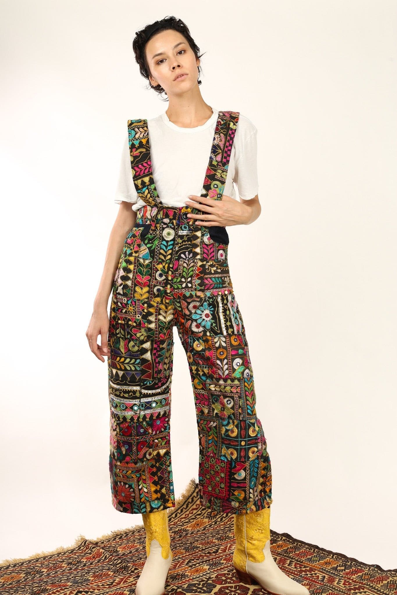 EMBROIDERED PATCHWORK JUMPSUIT HENRY - MOMO STUDIO BERLIN - Berlin Concept Store - sustainable & ethical fashion