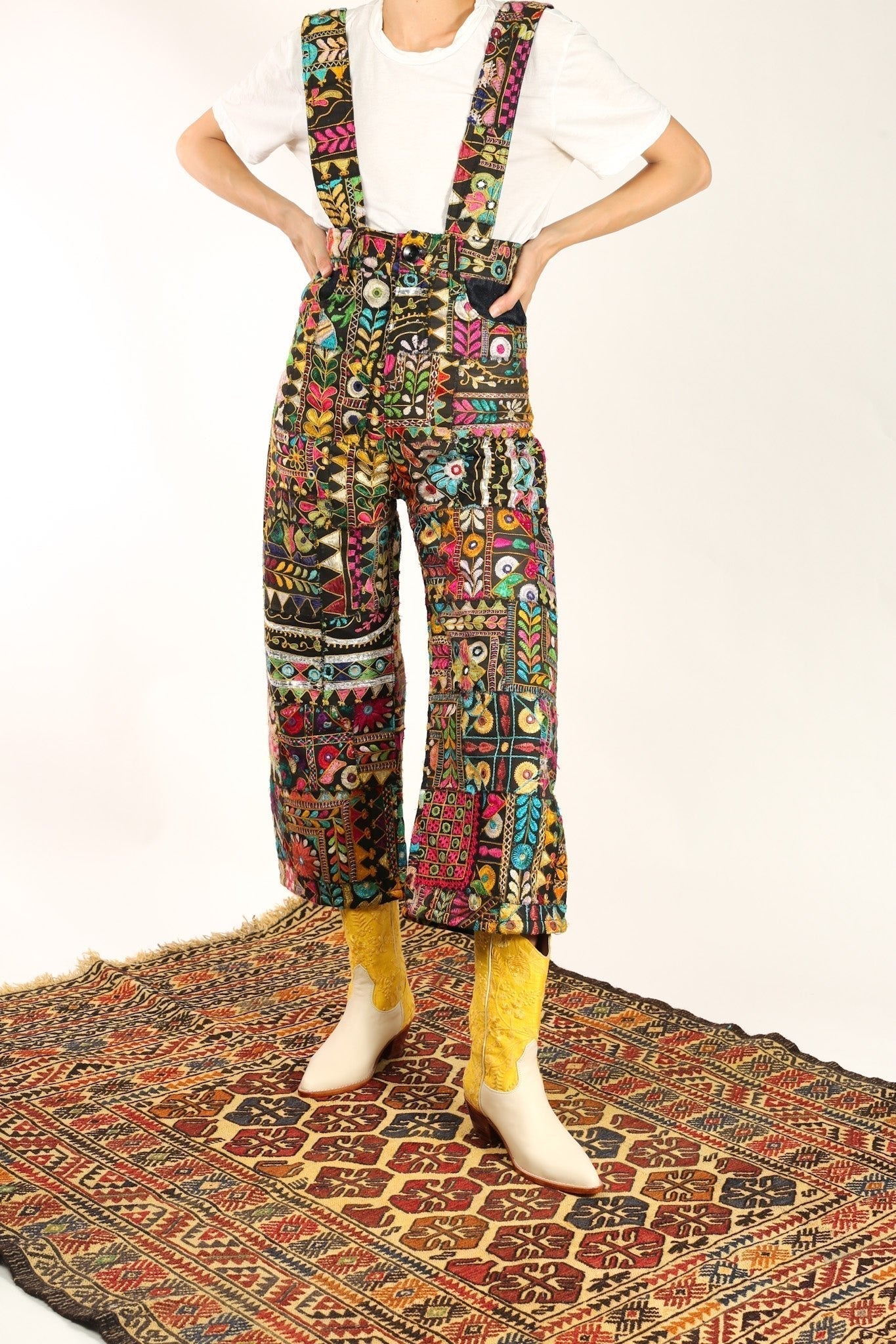 EMBROIDERED PATCHWORK JUMPSUIT HENRY - MOMO STUDIO BERLIN - Berlin Concept Store - sustainable & ethical fashion