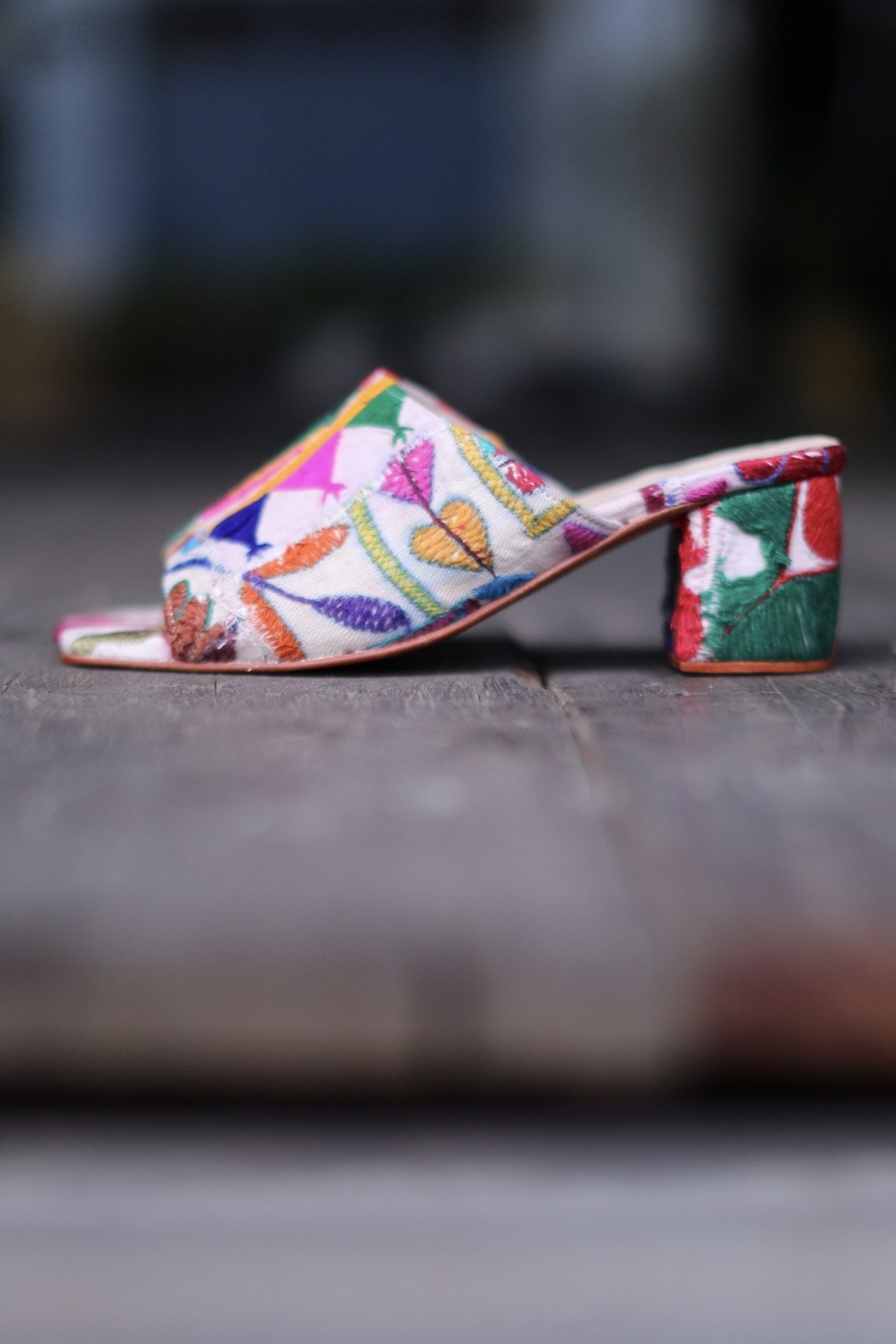 EMBROIDERED PATCHWORK MULES LULU - MOMO STUDIO BERLIN - Berlin Concept Store - sustainable & ethical fashion