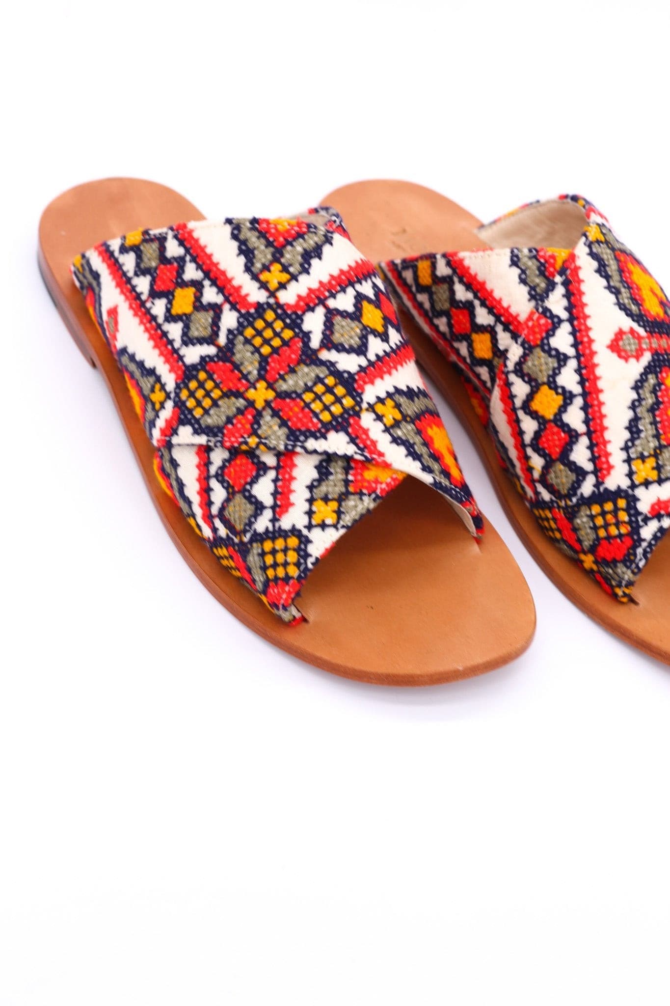 EMBROIDERED SANDALS DAISY - MOMO STUDIO BERLIN - Berlin Concept Store - sustainable & ethical fashion