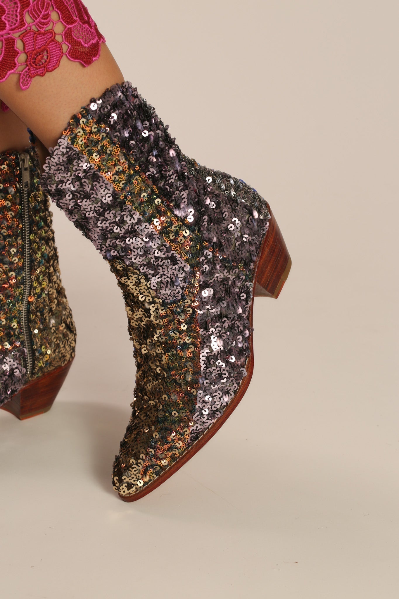 EMBROIDERED SEQUIN BOOTS ASTERIA - MOMO STUDIO BERLIN - Berlin Concept Store - sustainable & ethical fashion