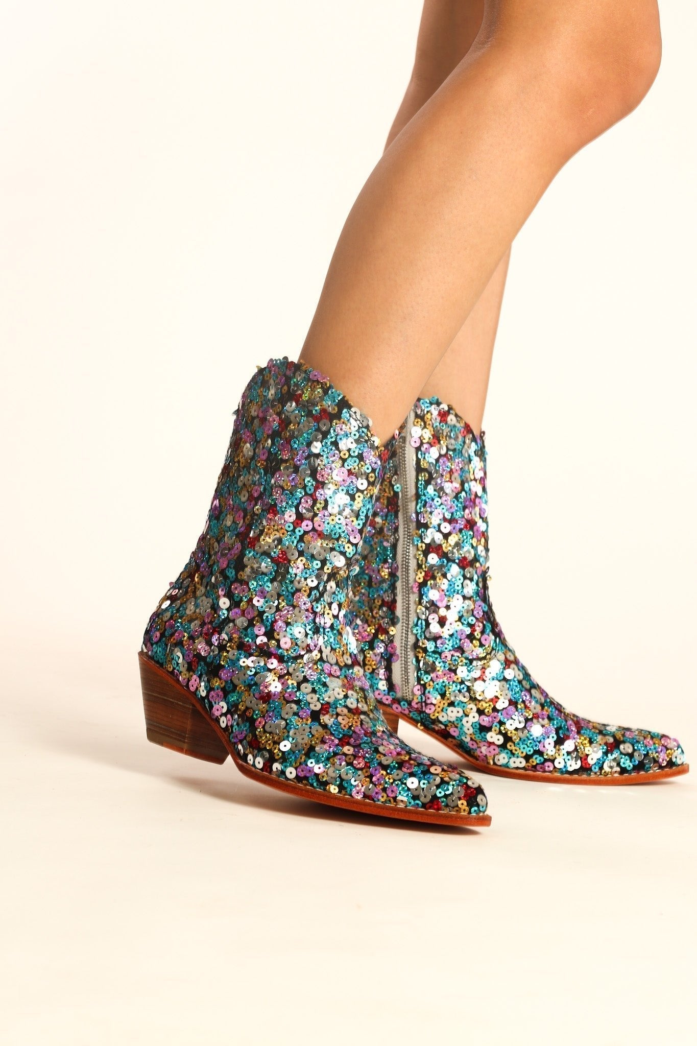 EMBROIDERED SEQUIN BOOTS NING - MOMO STUDIO BERLIN - Berlin Concept Store - sustainable & ethical fashion