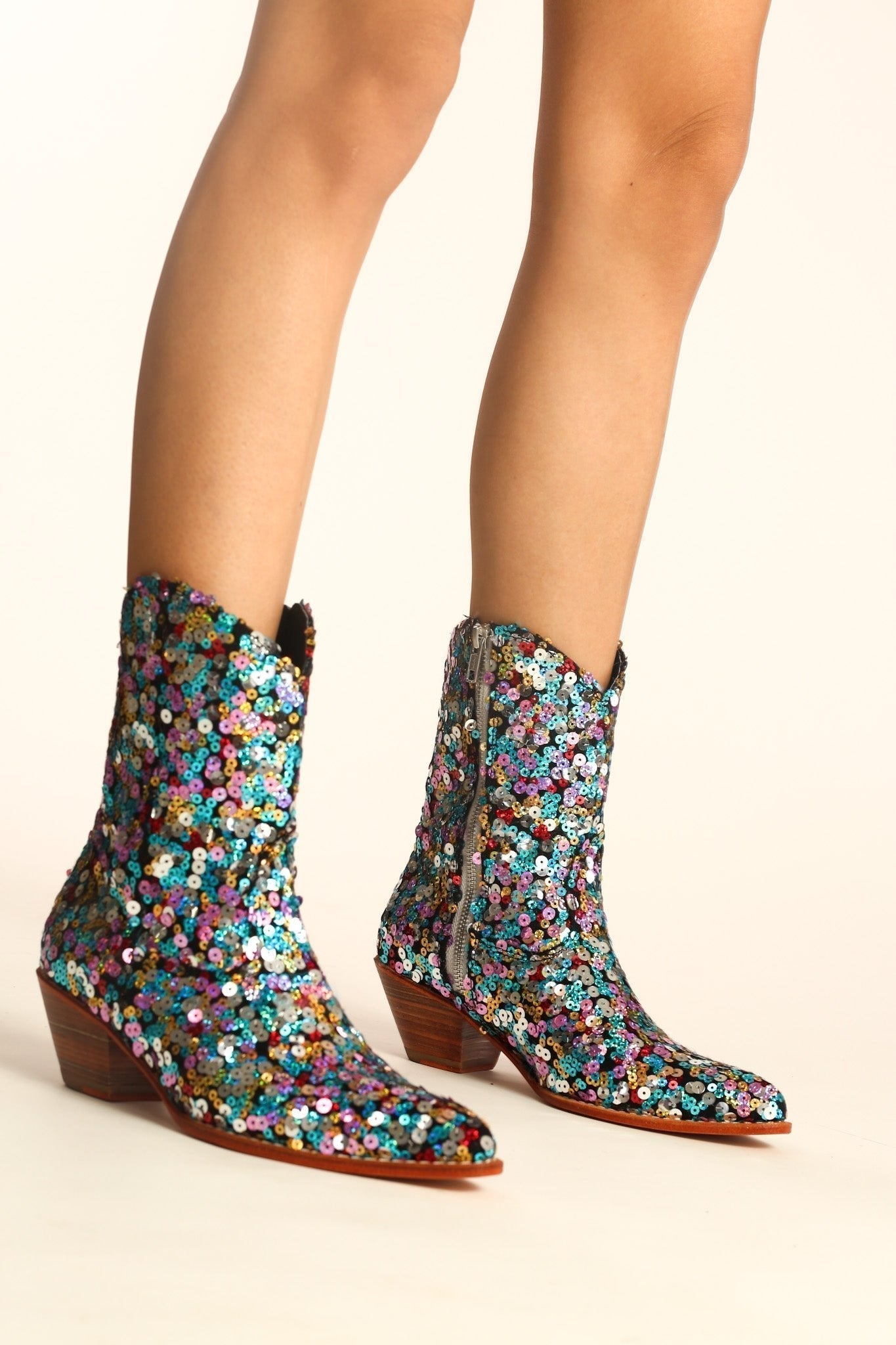 EMBROIDERED SEQUIN BOOTS NING - MOMO STUDIO BERLIN - Berlin Concept Store - sustainable & ethical fashion