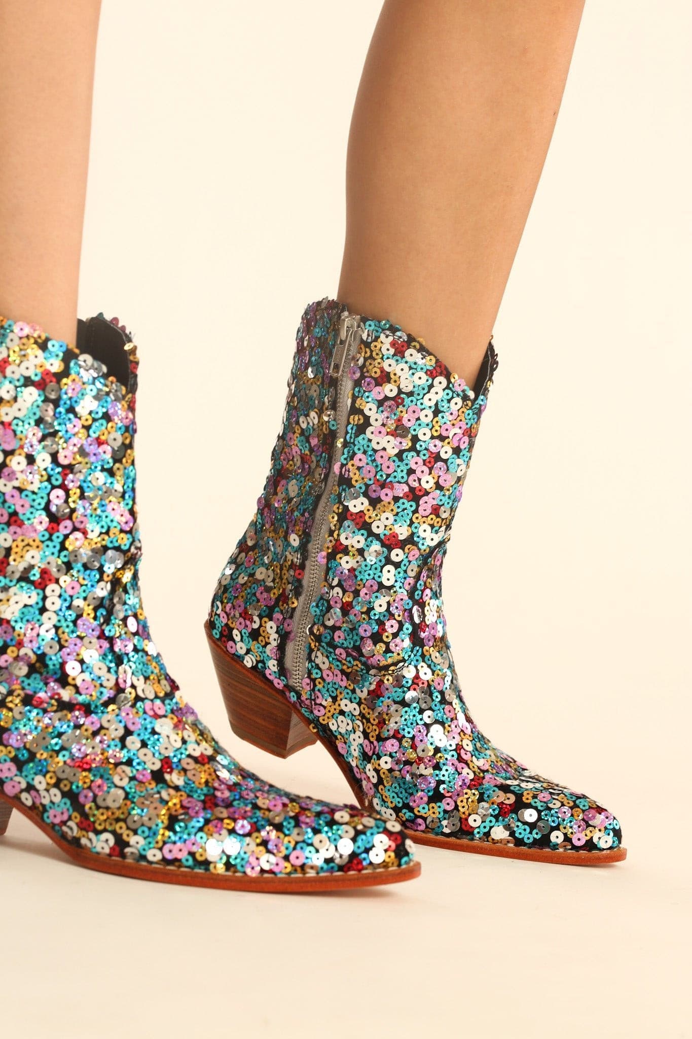 EMBROIDERED SEQUIN BOOTS NING - MOMO STUDIO BERLIN - Berlin Concept Store - sustainable & ethical fashion