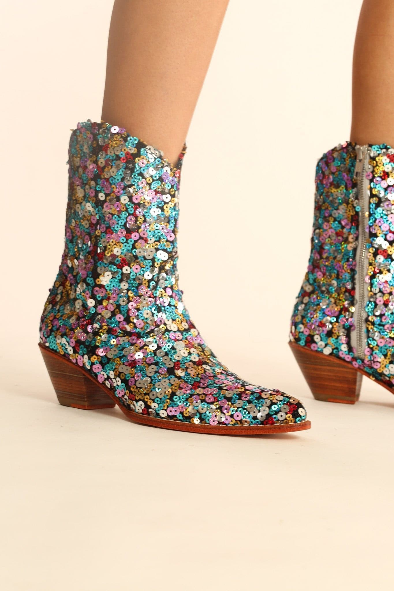 EMBROIDERED SEQUIN BOOTS NING - MOMO STUDIO BERLIN - Berlin Concept Store - sustainable & ethical fashion