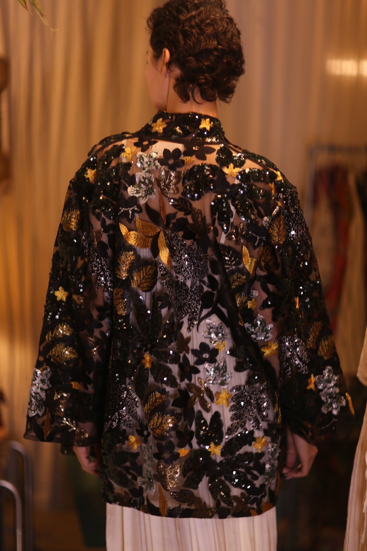 EMBROIDERED SEQUIN SHORT SILK KIMONO YU - MOMO STUDIO BERLIN - Berlin Concept Store - sustainable & ethical fashion