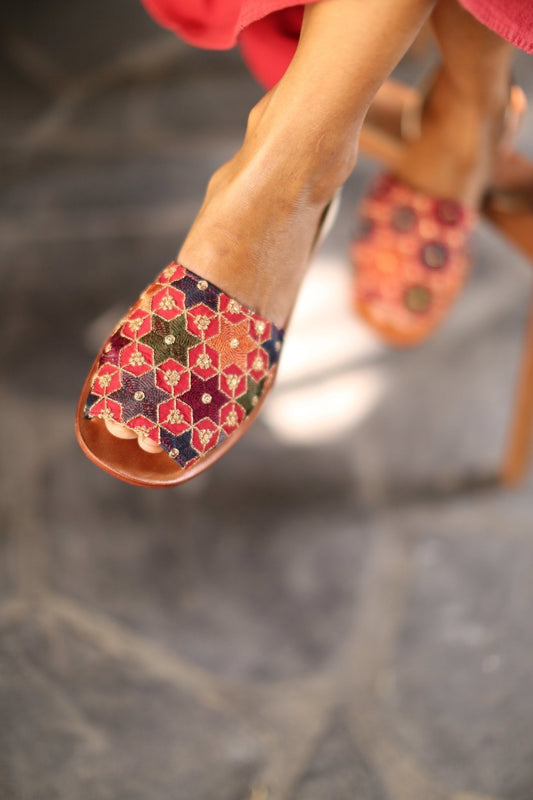 EMBROIDERED SEQUIN SILK SANDALS FRANCES - MOMO STUDIO BERLIN - Berlin Concept Store - sustainable & ethical fashion