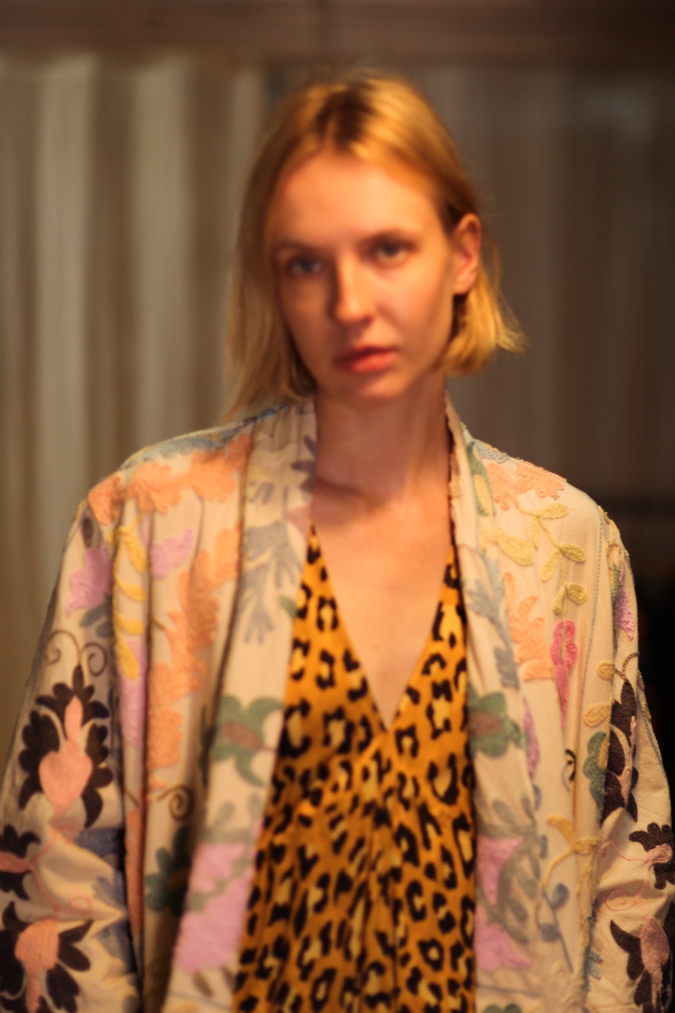 EMBROIDERED SHORT KIMONO MONTY SUZANI PASTEL - MOMO STUDIO BERLIN - Berlin Concept Store - sustainable & ethical fashion