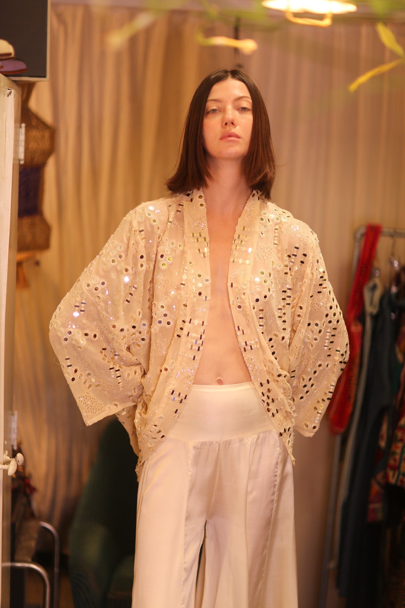 EMBROIDERED SHORT SILK KIMONO MOOSTAL - MOMO STUDIO BERLIN - Berlin Concept Store - sustainable & ethical fashion