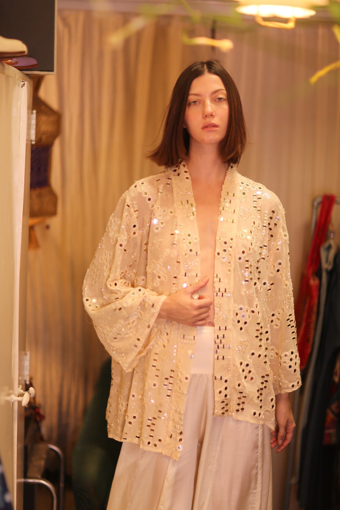 EMBROIDERED SHORT SILK KIMONO MOOSTAL - MOMO STUDIO BERLIN - Berlin Concept Store - sustainable & ethical fashion