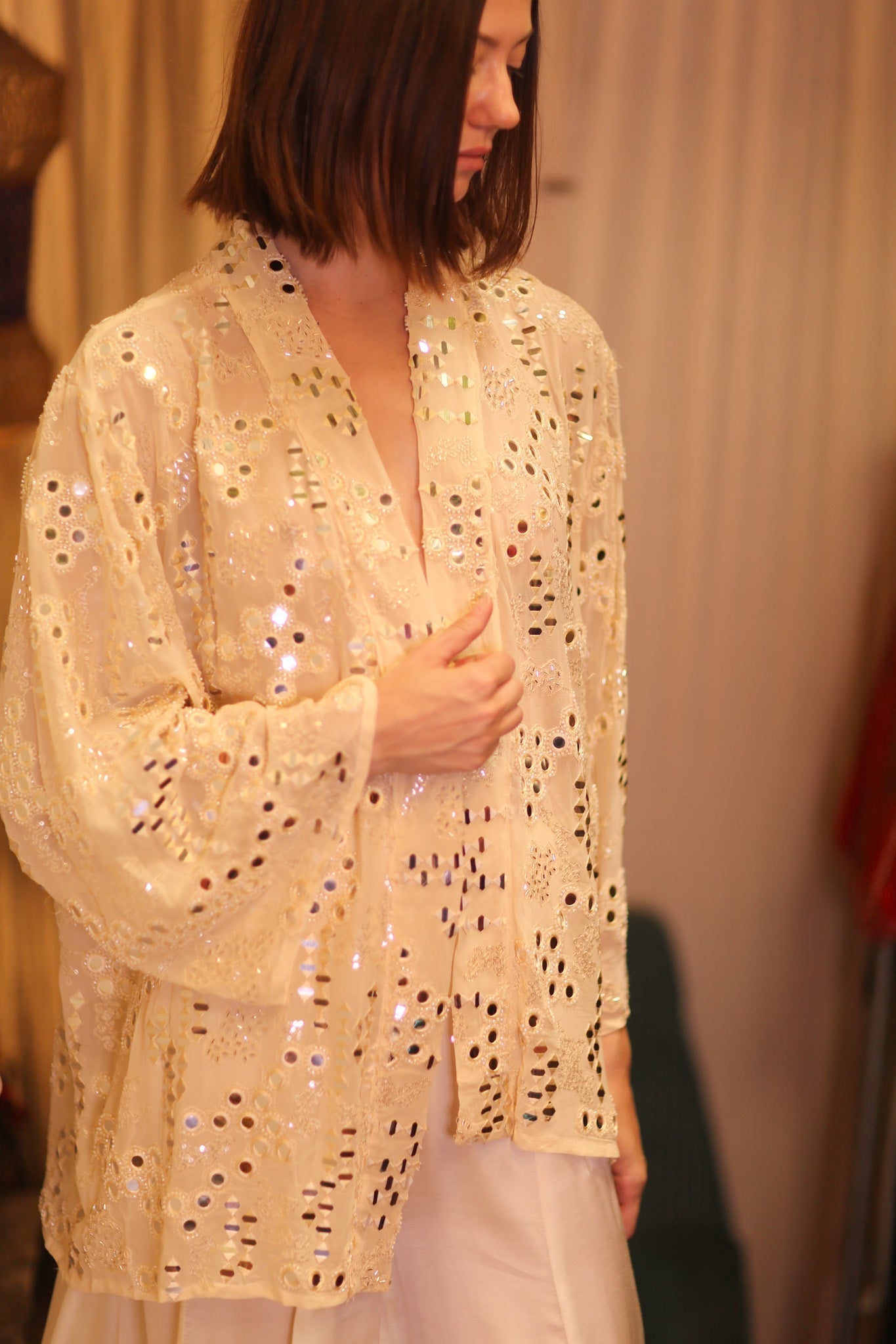 EMBROIDERED SHORT SILK KIMONO MOOSTAL - MOMO STUDIO BERLIN - Berlin Concept Store - sustainable & ethical fashion