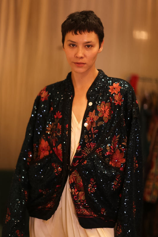 EMBROIDERED SILK JACKET CAMELLIA - MOMO STUDIO BERLIN - Berlin Concept Store - sustainable & ethical fashion