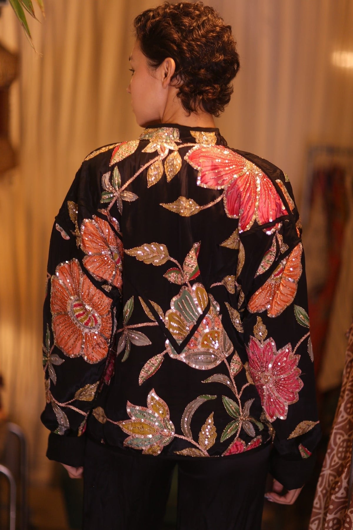 EMBROIDERED SILK JACKET MAYANI - MOMO STUDIO BERLIN - Berlin Concept Store - sustainable & ethical fashion