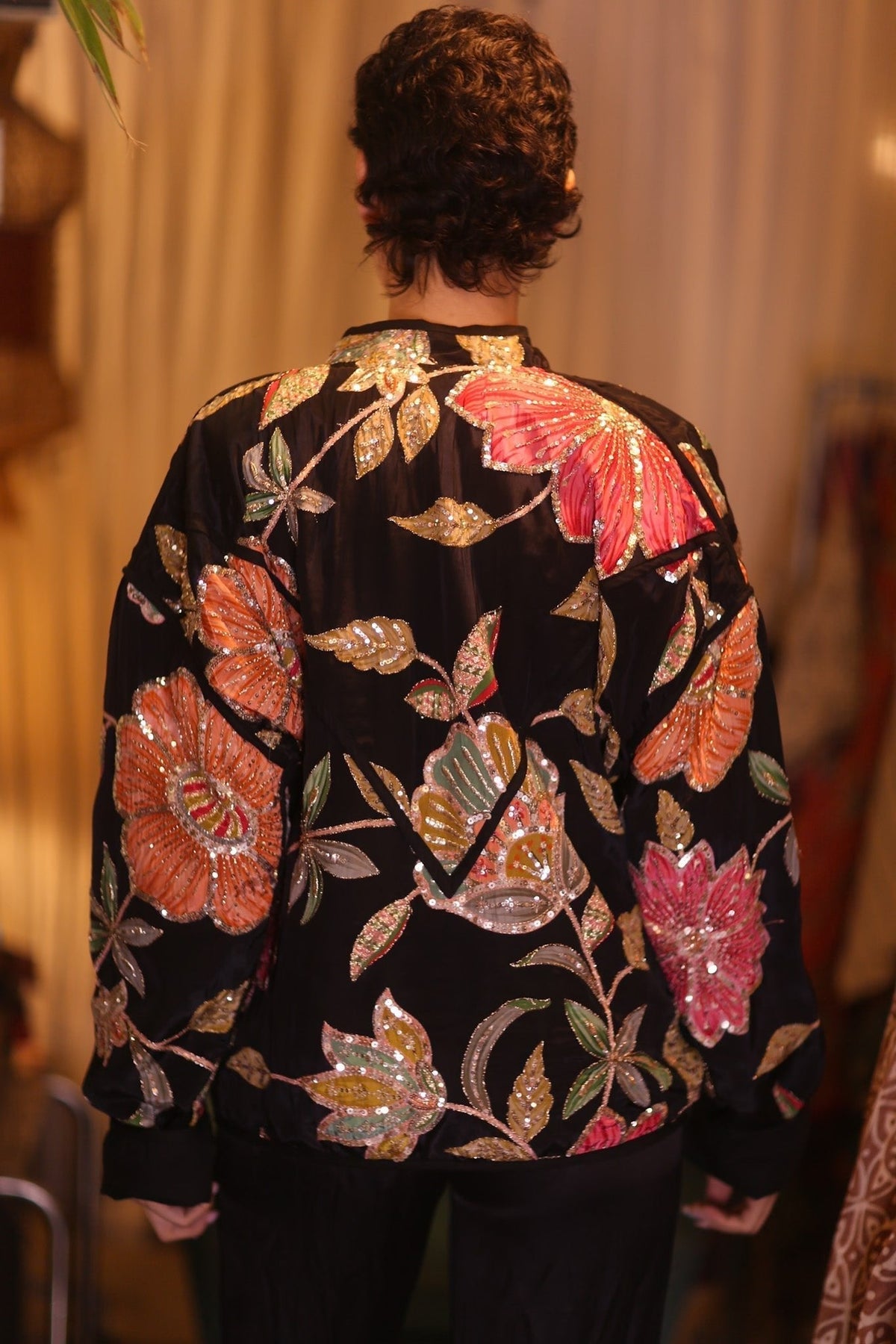 EMBROIDERED SILK JACKET MAYANI - MOMO STUDIO BERLIN - Berlin Concept Store - sustainable & ethical fashion