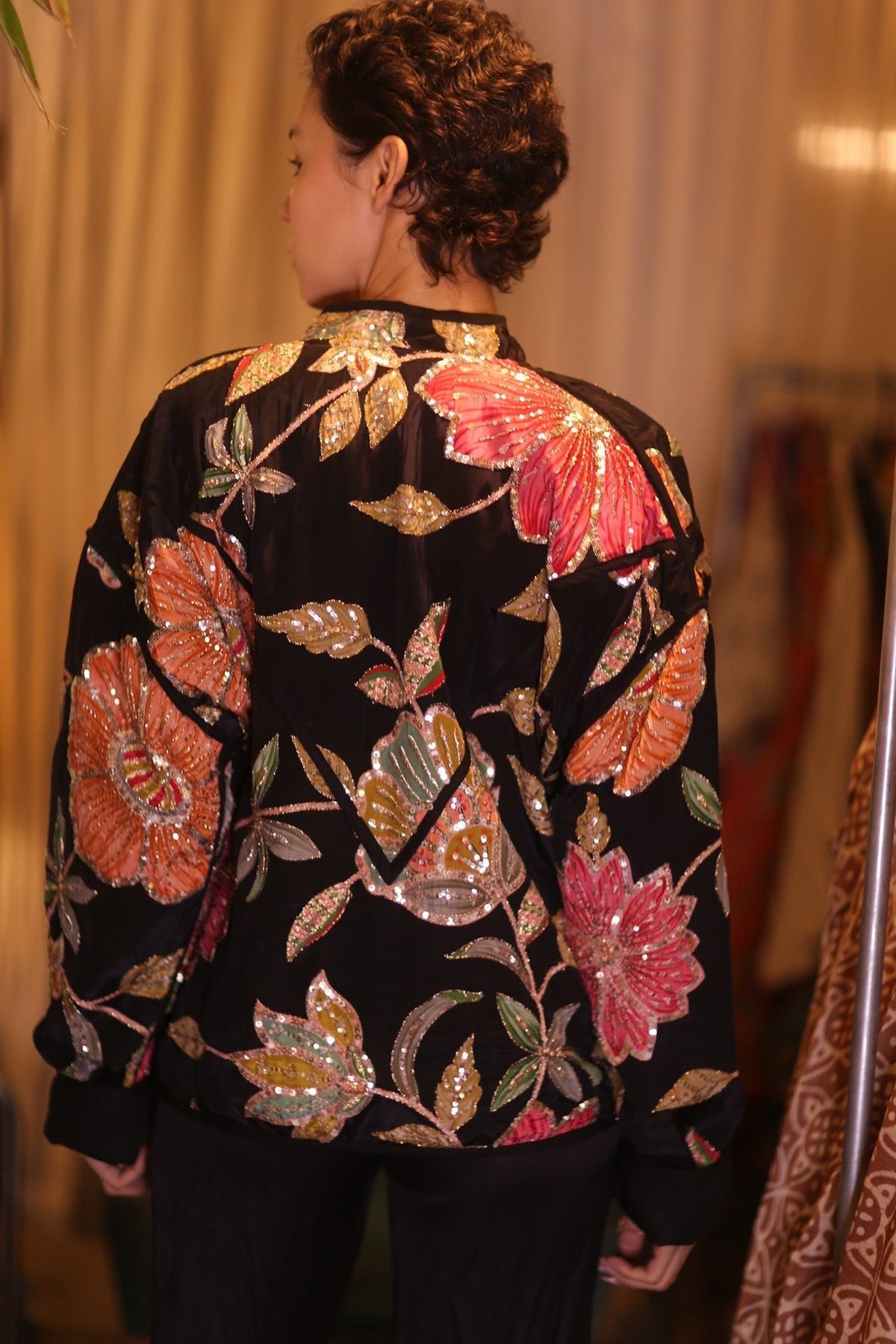 EMBROIDERED SILK JACKET MAYANI - MOMO STUDIO BERLIN - Berlin Concept Store - sustainable & ethical fashion