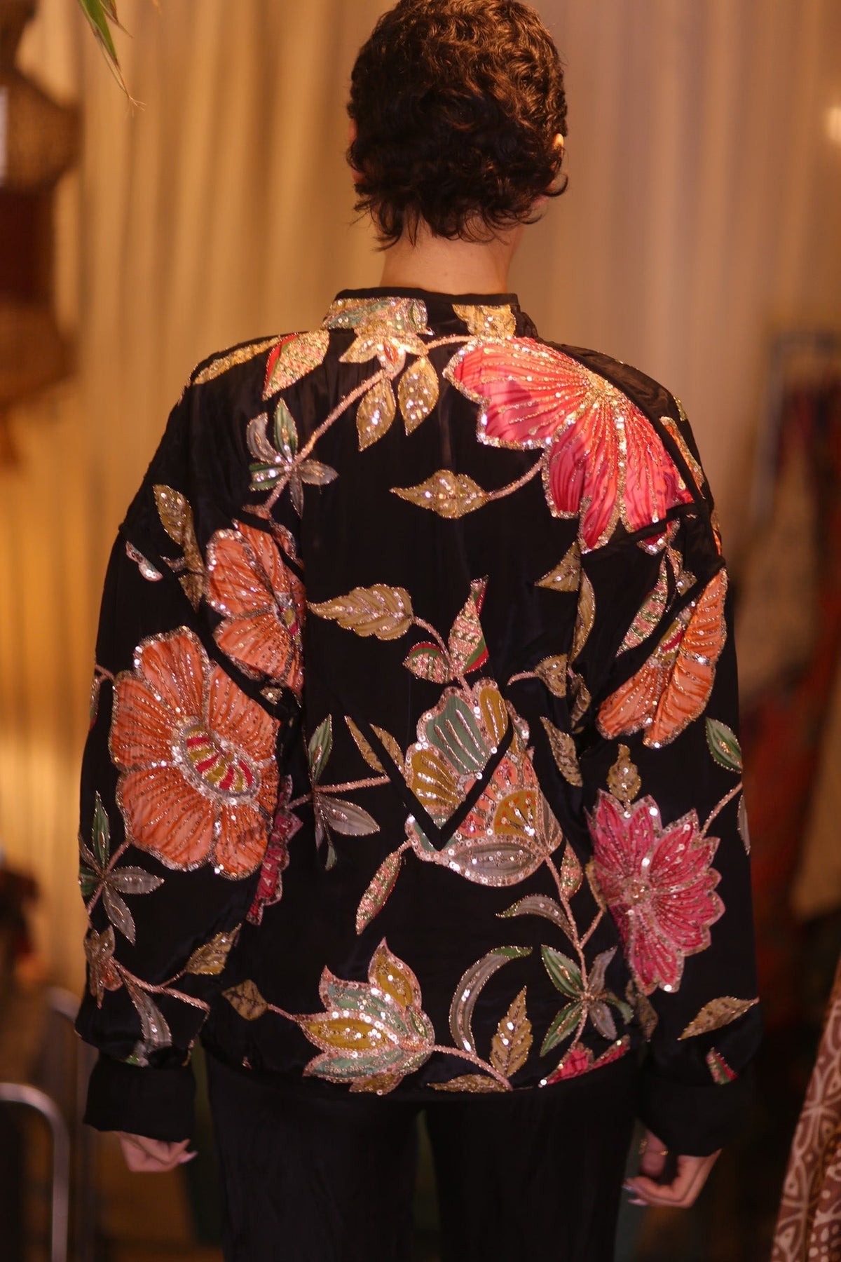 EMBROIDERED SILK JACKET MAYANI - MOMO STUDIO BERLIN - Berlin Concept Store - sustainable & ethical fashion