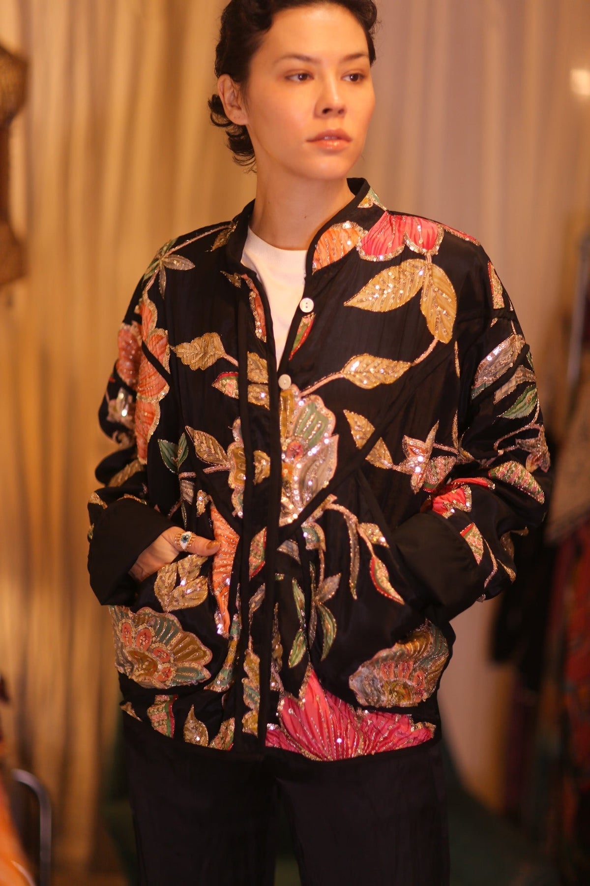 EMBROIDERED SILK JACKET MAYANI - MOMO STUDIO BERLIN - Berlin Concept Store - sustainable & ethical fashion