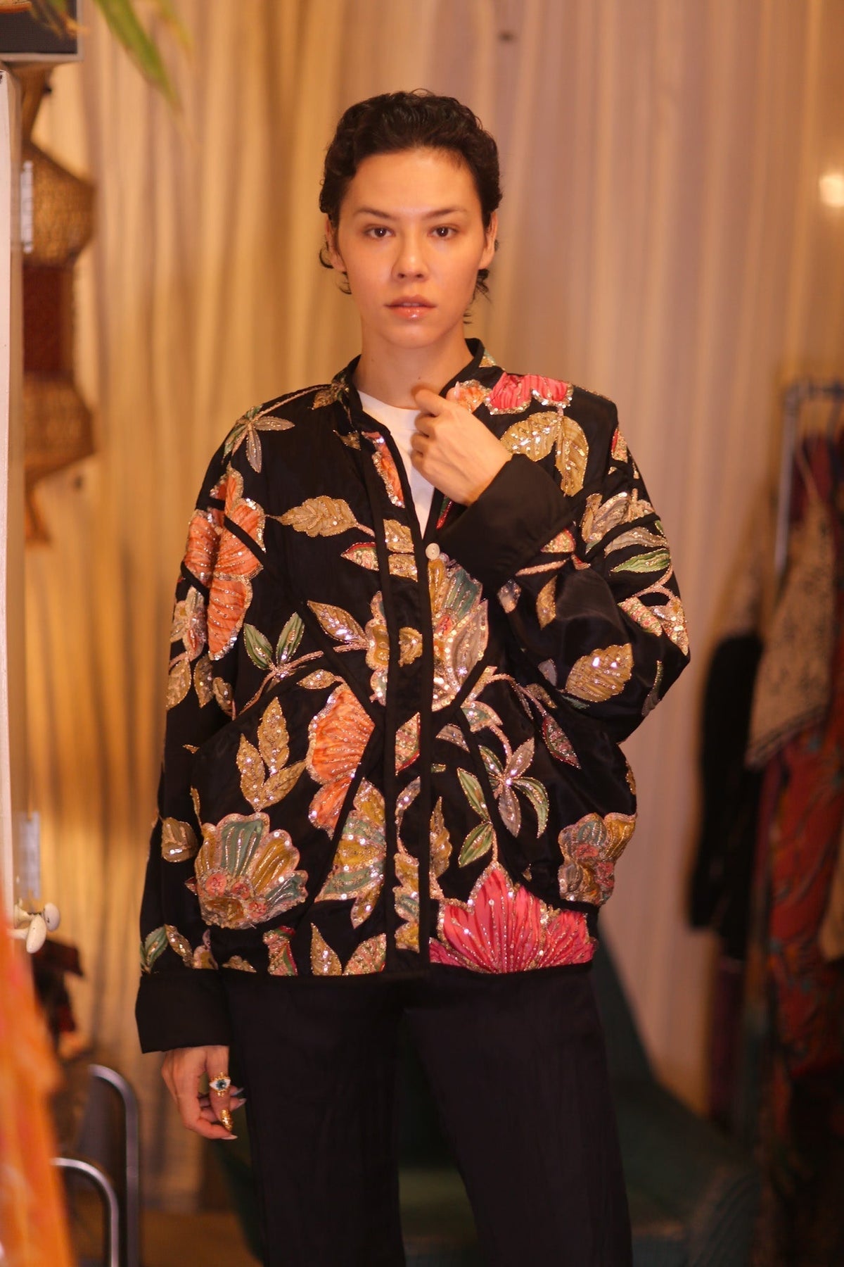 EMBROIDERED SILK JACKET MAYANI - MOMO STUDIO BERLIN - Berlin Concept Store - sustainable & ethical fashion