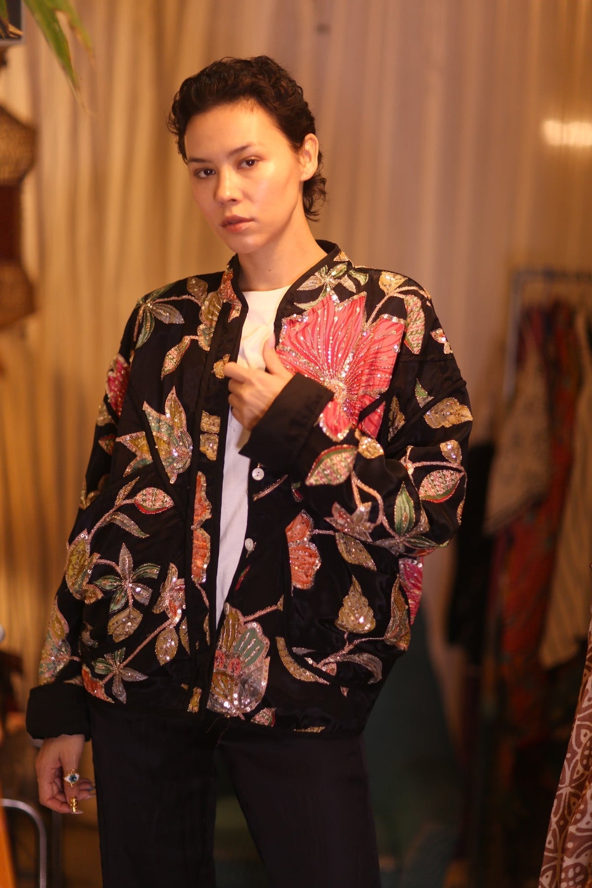 EMBROIDERED SILK JACKET MAYANI - MOMO STUDIO BERLIN - Berlin Concept Store - sustainable & ethical fashion