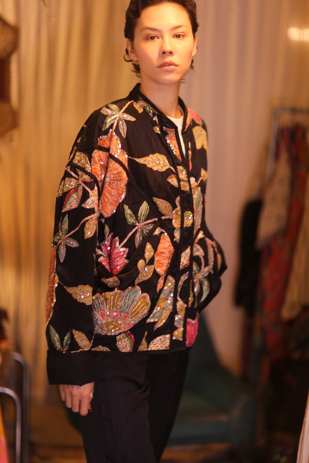 EMBROIDERED SILK JACKET MAYANI - MOMO STUDIO BERLIN - Berlin Concept Store - sustainable & ethical fashion