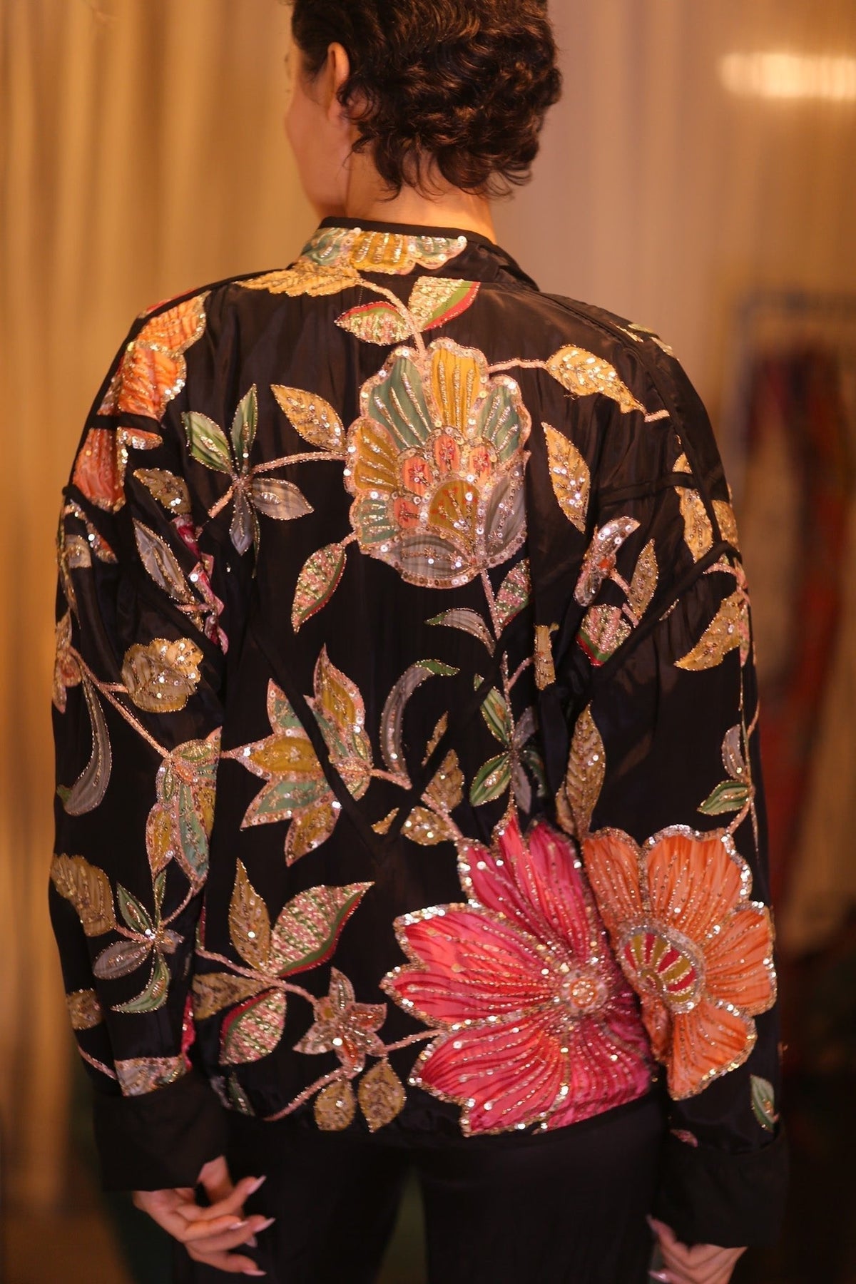 EMBROIDERED SILK JACKET MAYANI - MOMO STUDIO BERLIN - Berlin Concept Store - sustainable & ethical fashion