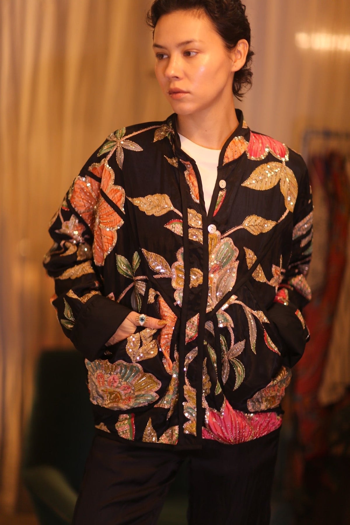 EMBROIDERED SILK JACKET MAYANI - MOMO STUDIO BERLIN - Berlin Concept Store - sustainable & ethical fashion
