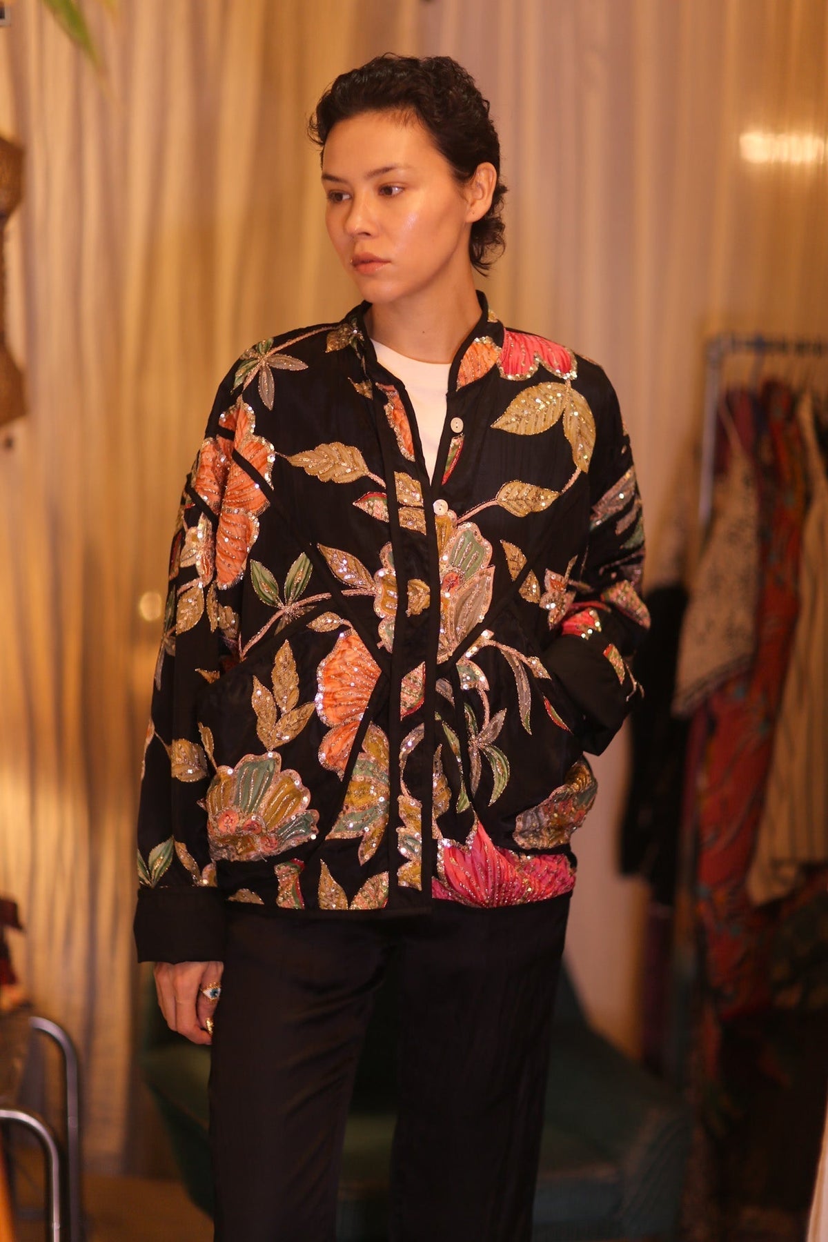 EMBROIDERED SILK JACKET MAYANI - MOMO STUDIO BERLIN - Berlin Concept Store - sustainable & ethical fashion