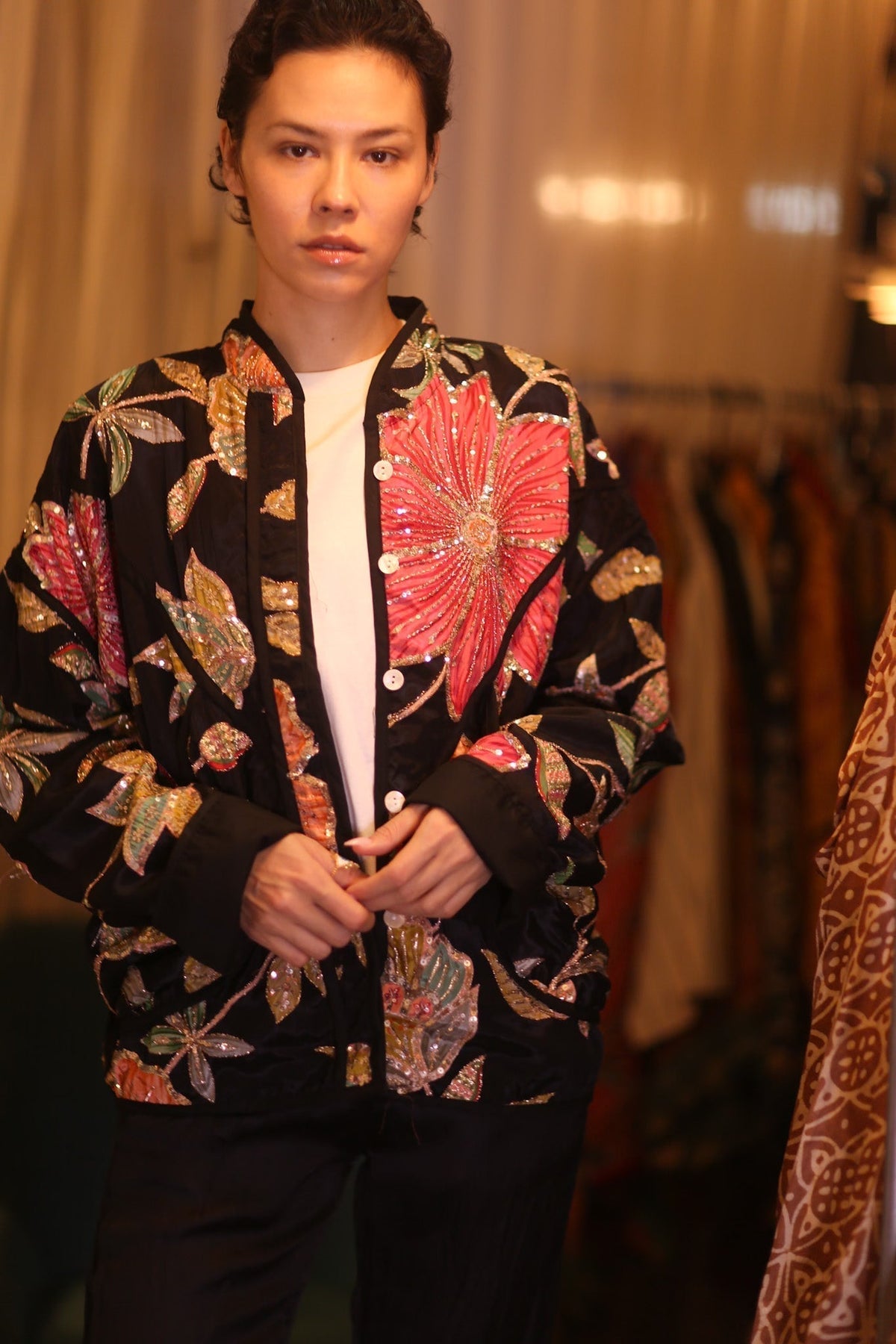 EMBROIDERED SILK JACKET MAYANI - MOMO STUDIO BERLIN - Berlin Concept Store - sustainable & ethical fashion