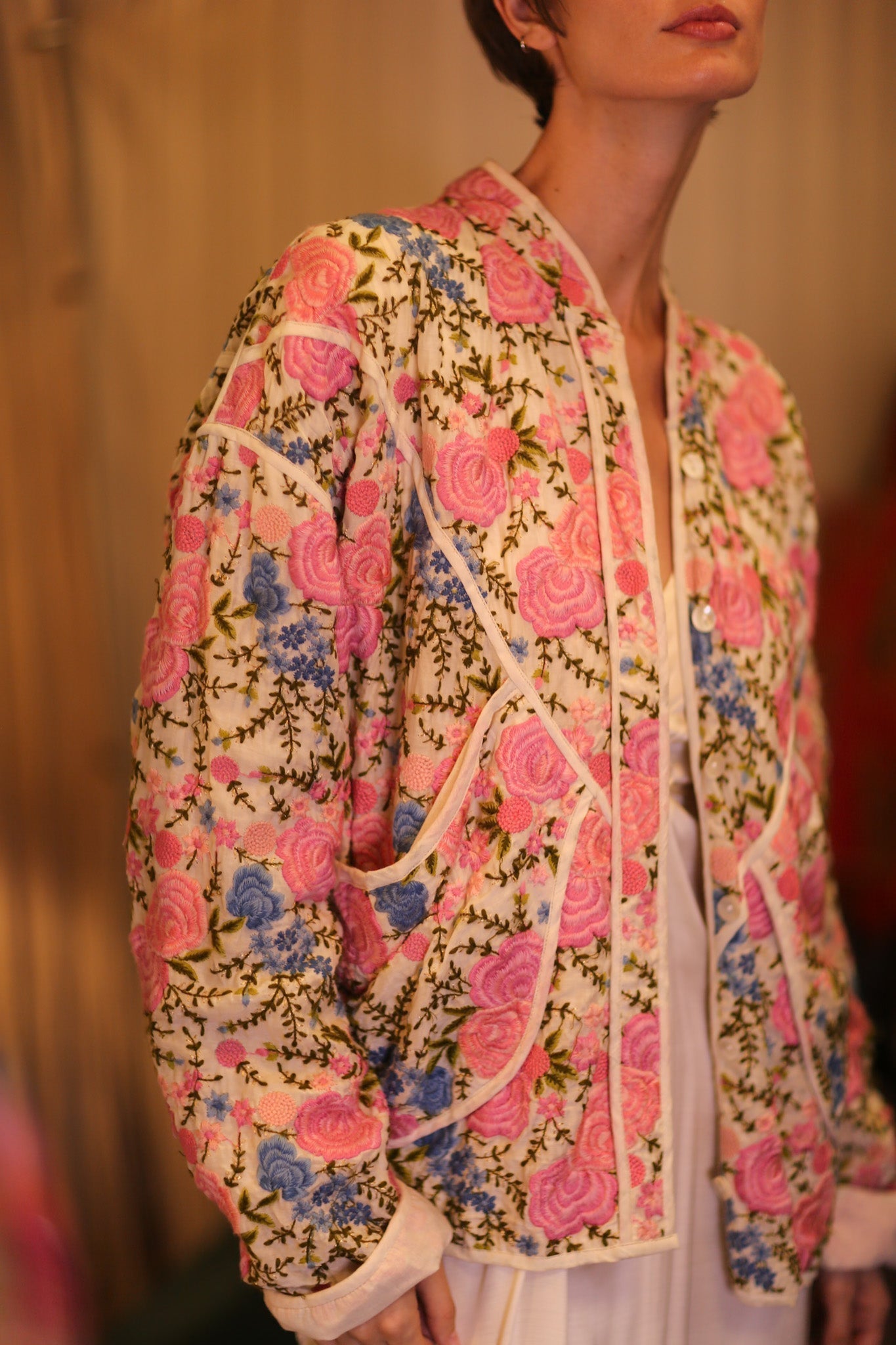 EMBROIDERED SILK JACKET ROSE GARDEN - MOMO STUDIO BERLIN - Berlin Concept Store - sustainable & ethical fashion