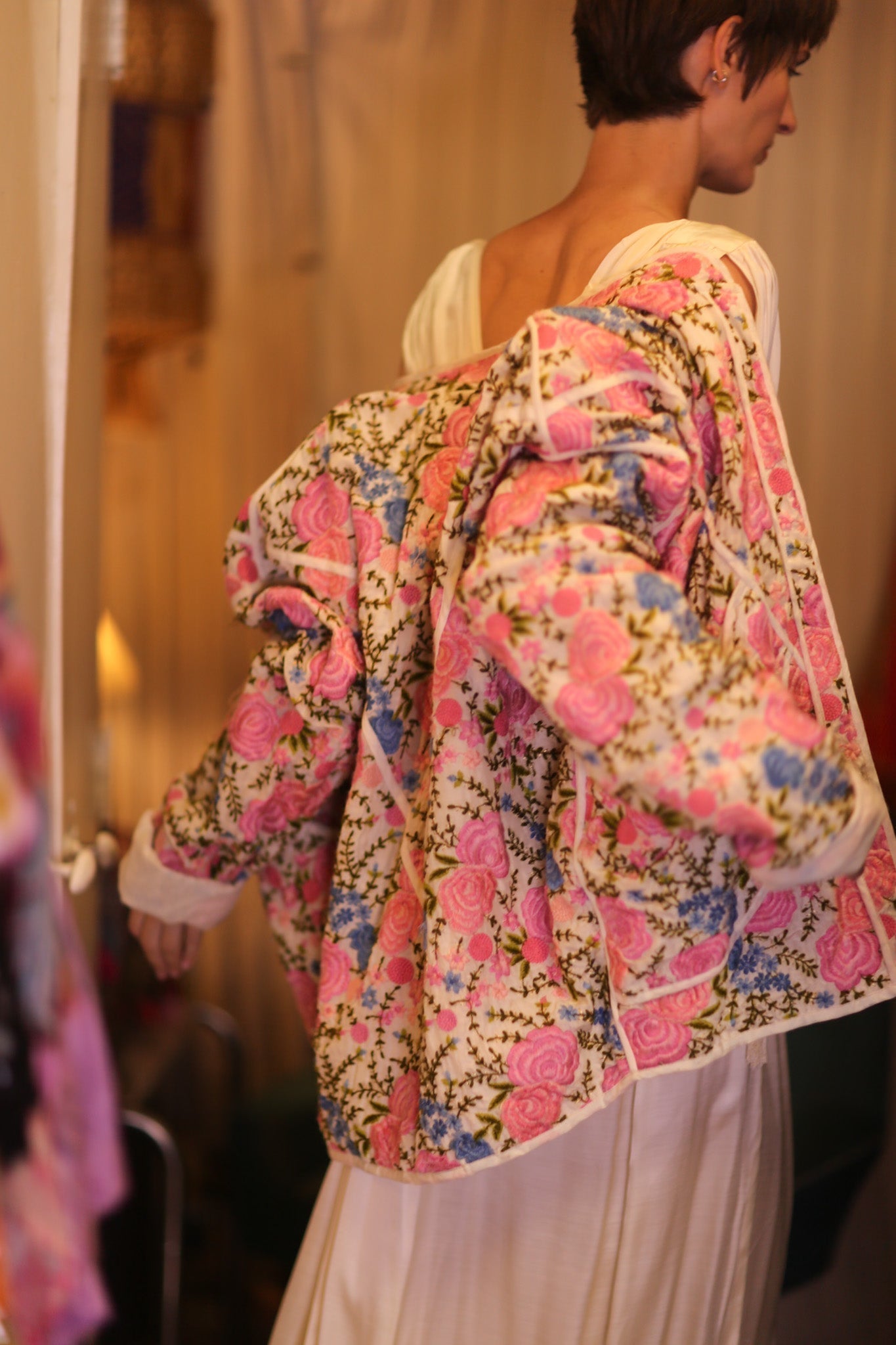 EMBROIDERED SILK JACKET ROSE GARDEN - MOMO STUDIO BERLIN - Berlin Concept Store - sustainable & ethical fashion
