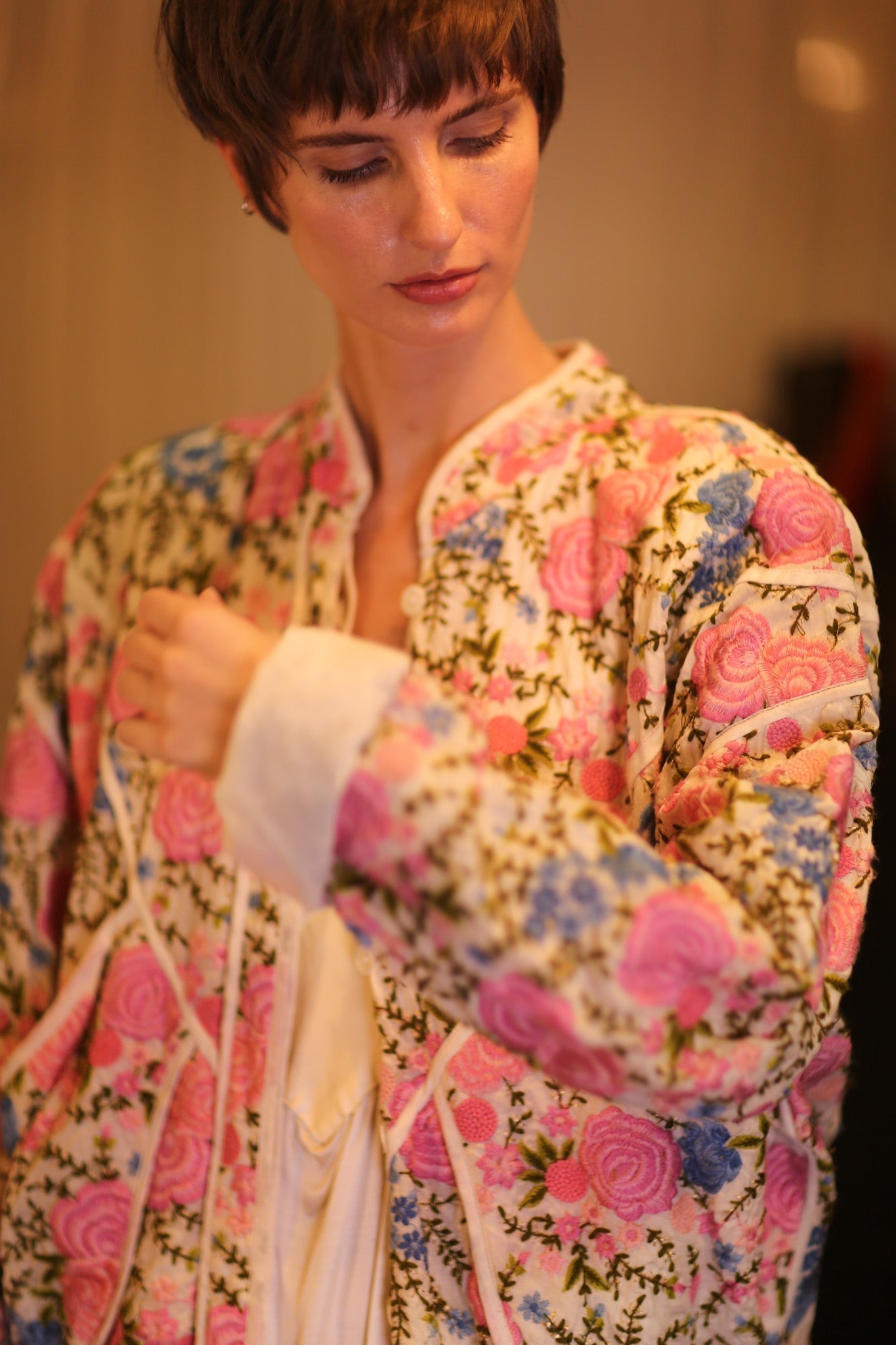 EMBROIDERED SILK JACKET ROSE GARDEN - MOMO STUDIO BERLIN - Berlin Concept Store - sustainable & ethical fashion
