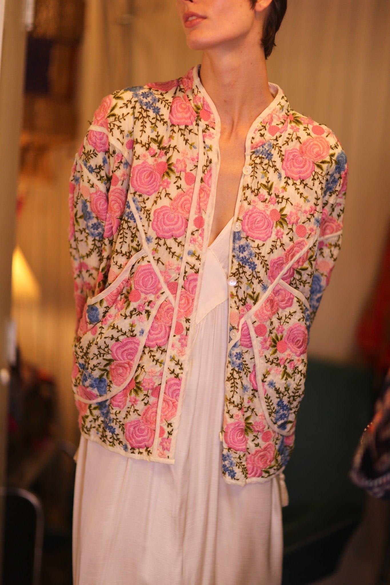 EMBROIDERED SILK JACKET ROSE GARDEN - MOMO STUDIO BERLIN - Berlin Concept Store - sustainable & ethical fashion