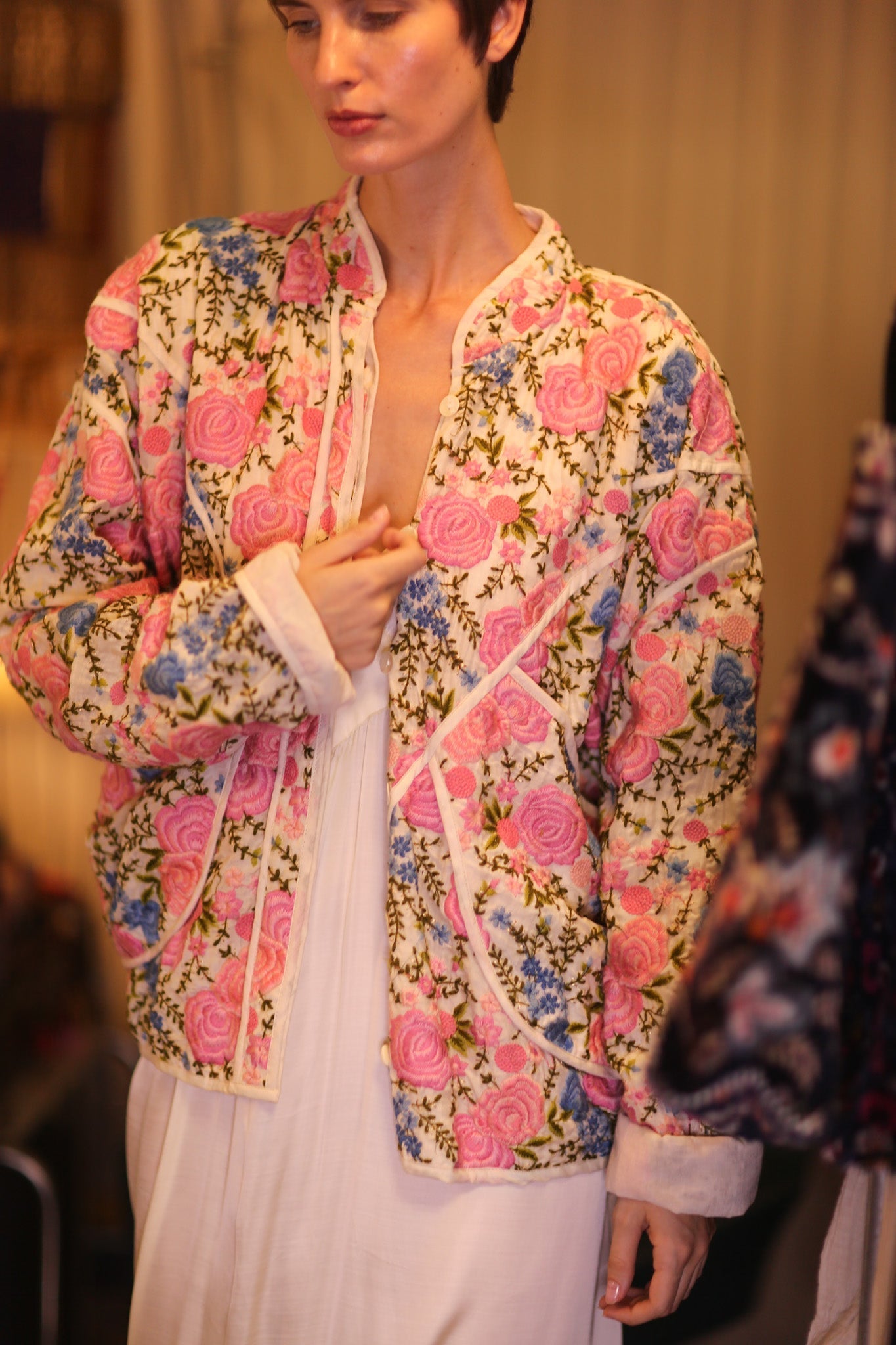 EMBROIDERED SILK JACKET ROSE GARDEN - MOMO STUDIO BERLIN - Berlin Concept Store - sustainable & ethical fashion