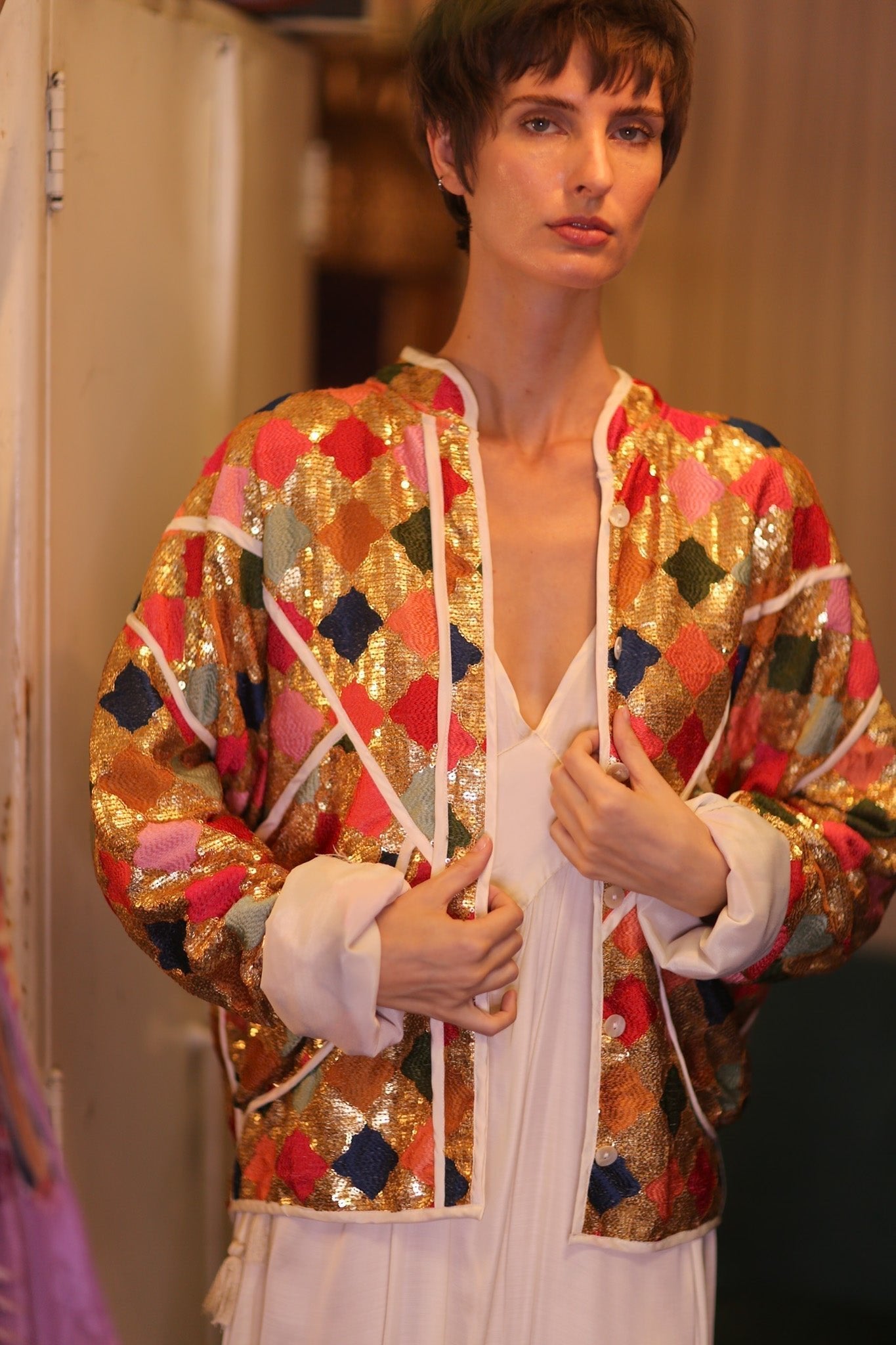 EMBROIDERED SILK JACKET ROYALE - MOMO STUDIO BERLIN - Berlin Concept Store - sustainable & ethical fashion