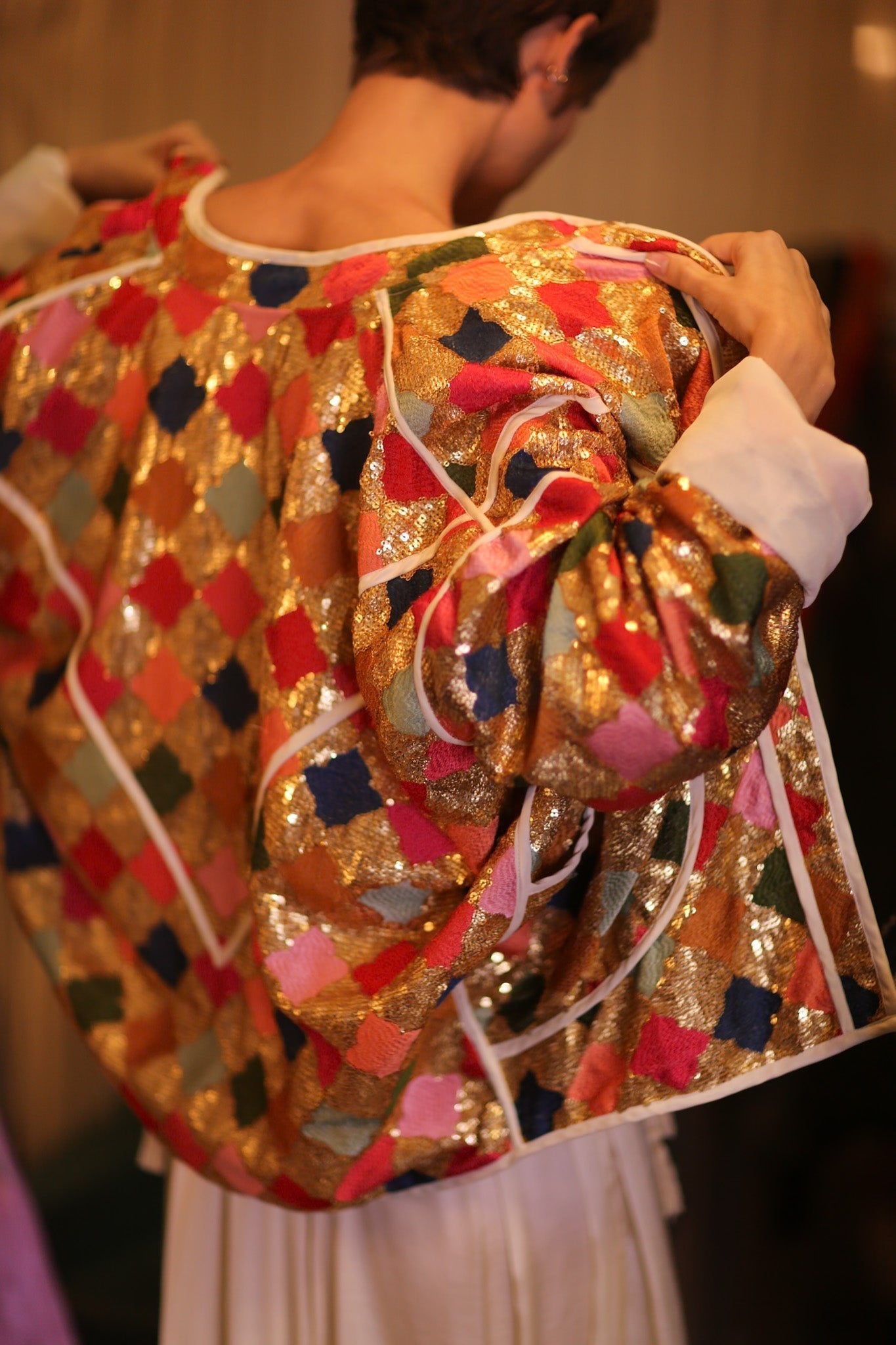 EMBROIDERED SILK JACKET ROYALE - MOMO STUDIO BERLIN - Berlin Concept Store - sustainable & ethical fashion