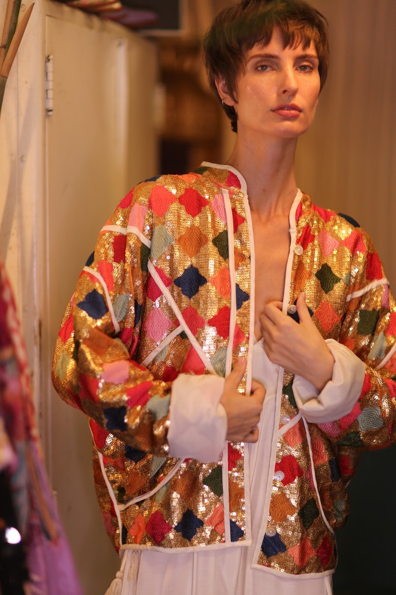 EMBROIDERED SILK JACKET ROYALE - MOMO STUDIO BERLIN - Berlin Concept Store - sustainable & ethical fashion