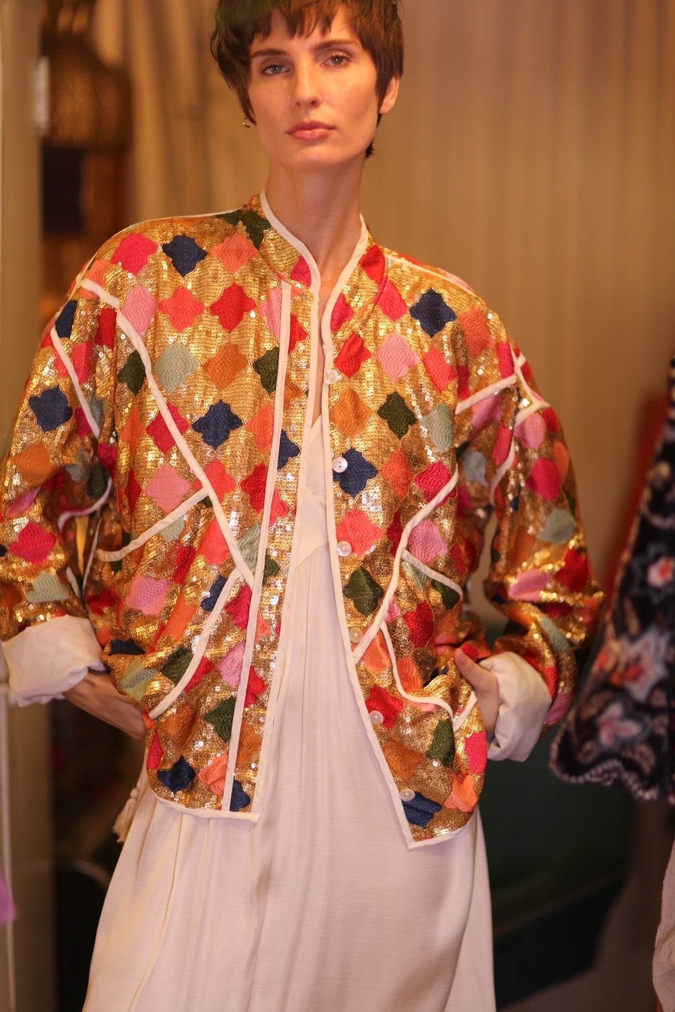 EMBROIDERED SILK JACKET ROYALE - MOMO STUDIO BERLIN - Berlin Concept Store - sustainable & ethical fashion