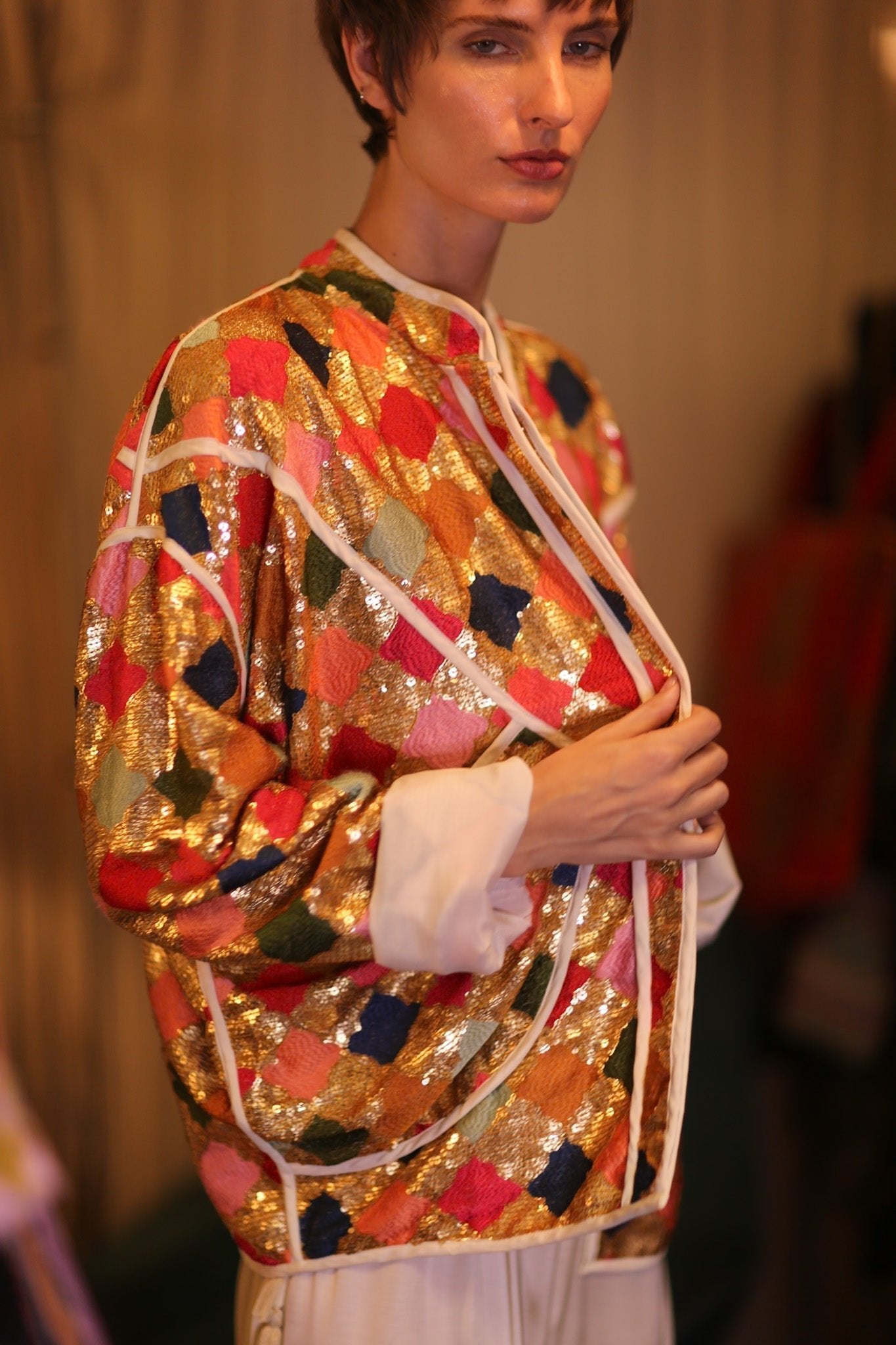 EMBROIDERED SILK JACKET ROYALE - MOMO STUDIO BERLIN - Berlin Concept Store - sustainable & ethical fashion