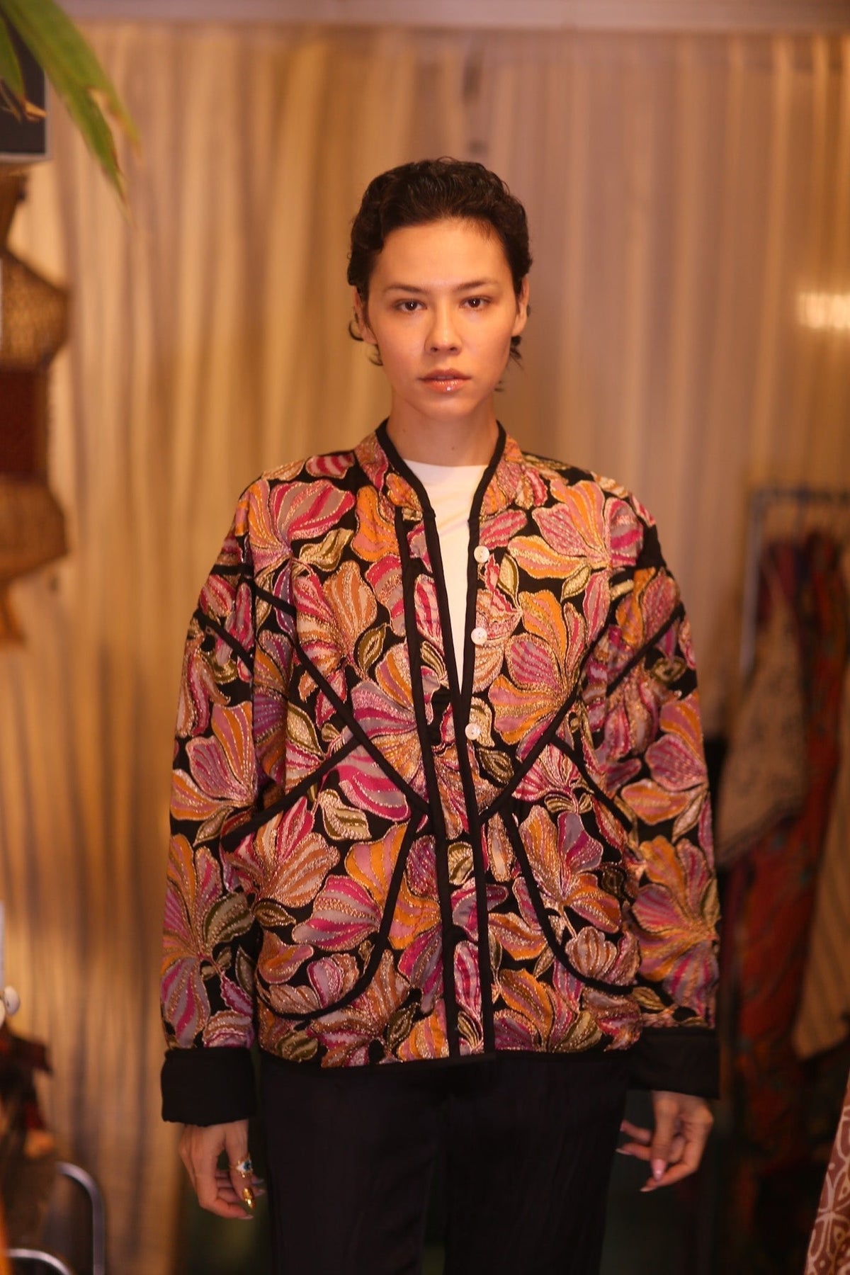 EMBROIDERED SILK JACKET WYNE - MOMO STUDIO BERLIN - Berlin Concept Store - sustainable & ethical fashion