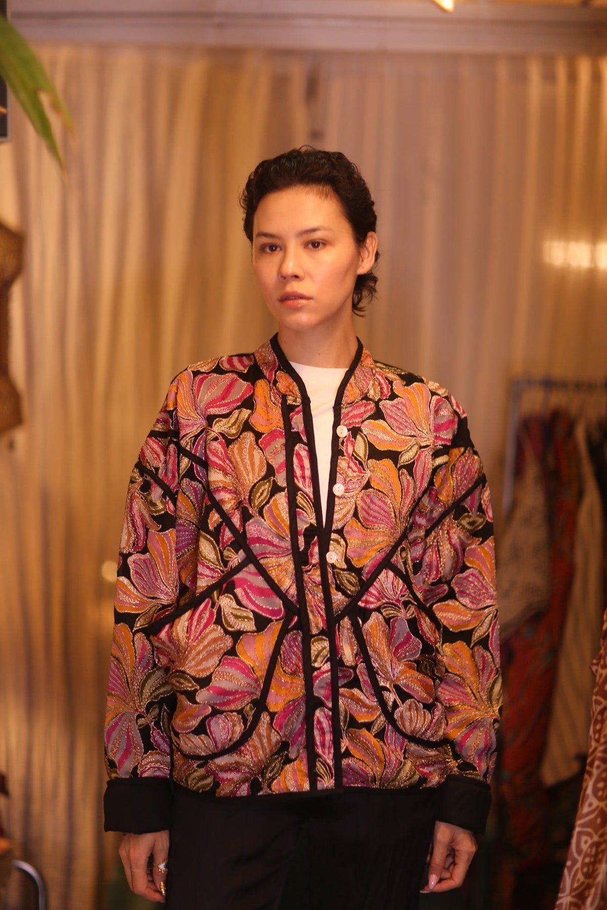 EMBROIDERED SILK JACKET WYNE - MOMO STUDIO BERLIN - Berlin Concept Store - sustainable & ethical fashion
