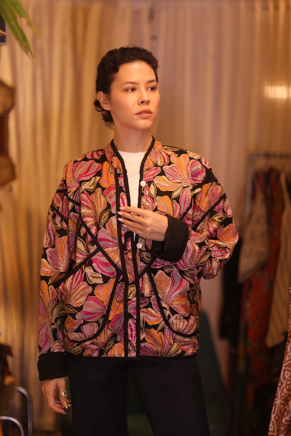 EMBROIDERED SILK JACKET WYNE - MOMO STUDIO BERLIN - Berlin Concept Store - sustainable & ethical fashion