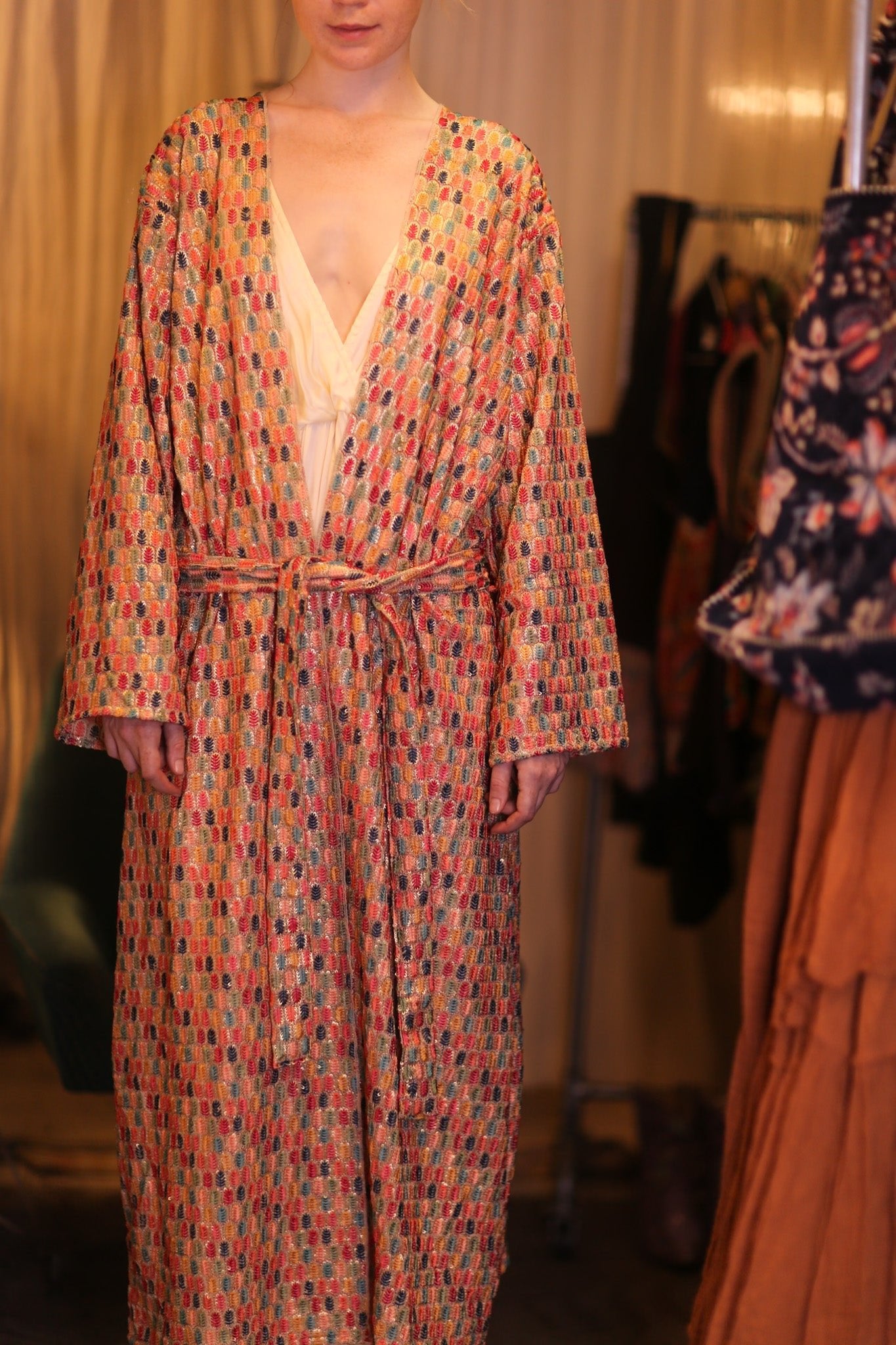 EMBROIDERED SILK KIMONO CONSTANCA BOREA - MOMO STUDIO BERLIN - Berlin Concept Store - sustainable & ethical fashion