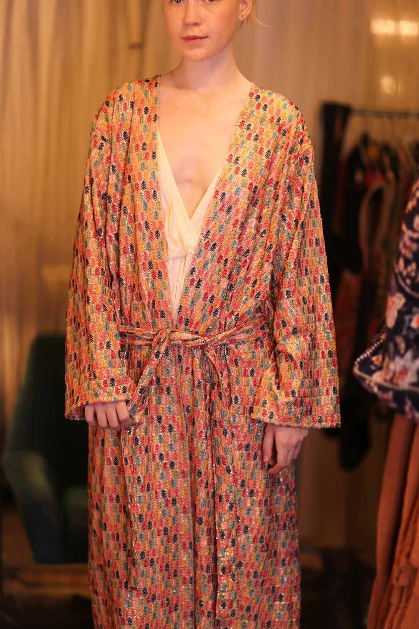 EMBROIDERED SILK KIMONO CONSTANCA BOREA - MOMO STUDIO BERLIN - Berlin Concept Store - sustainable & ethical fashion