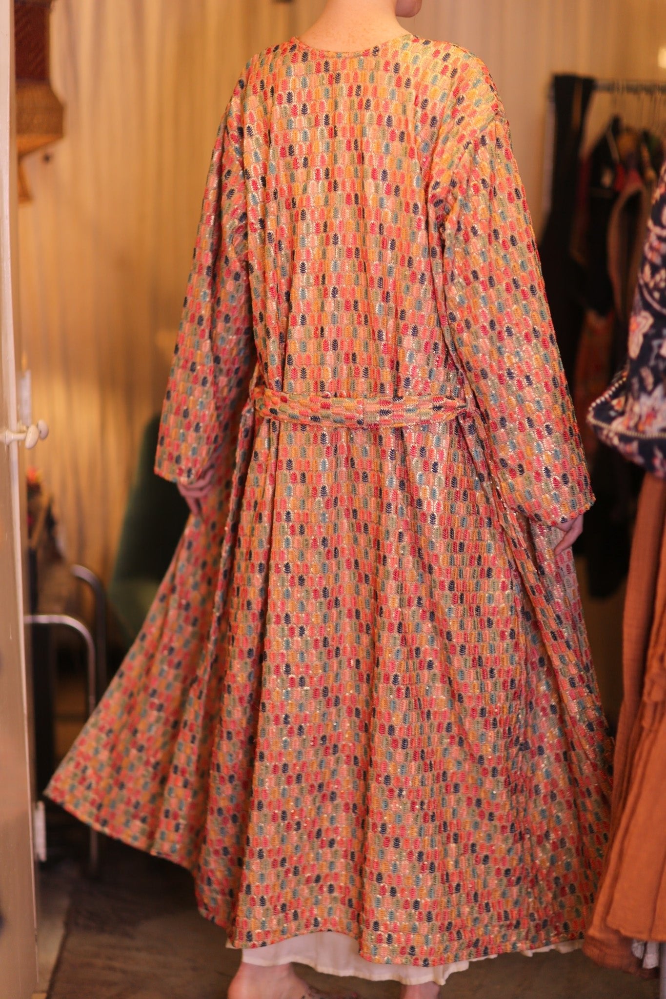 EMBROIDERED SILK KIMONO CONSTANCA BOREA - MOMO STUDIO BERLIN - Berlin Concept Store - sustainable & ethical fashion