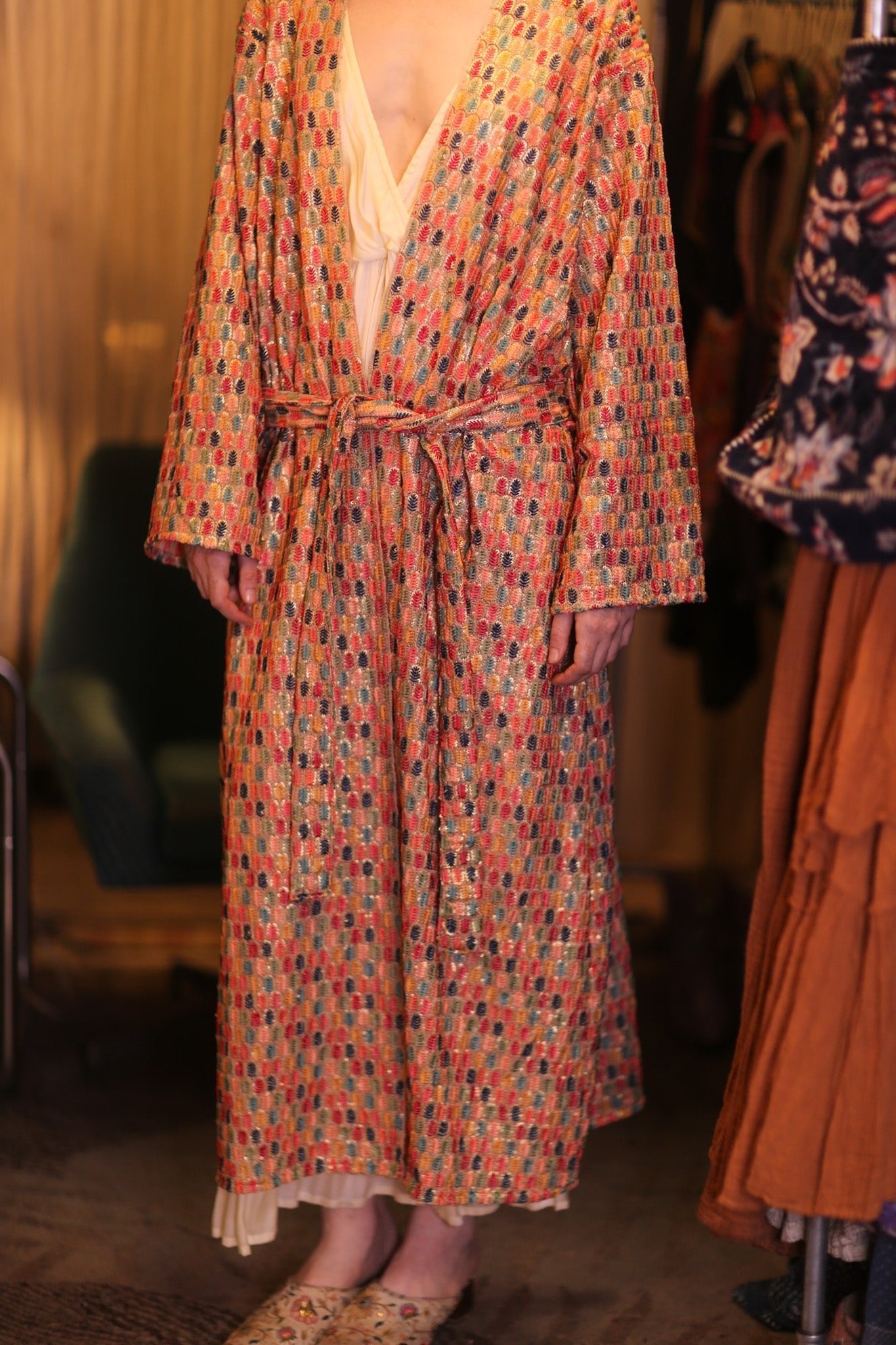 EMBROIDERED SILK KIMONO CONSTANCA BOREA - MOMO STUDIO BERLIN - Berlin Concept Store - sustainable & ethical fashion