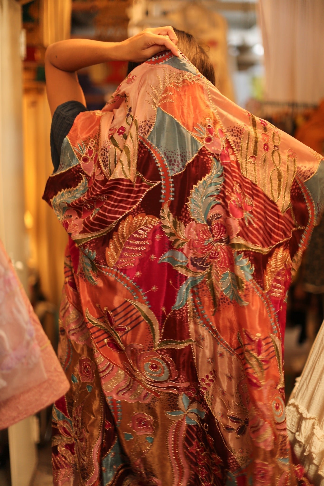 EMBROIDERED SILK KIMONO NATASHA - MOMO STUDIO BERLIN - Berlin Concept Store - sustainable & ethical fashion