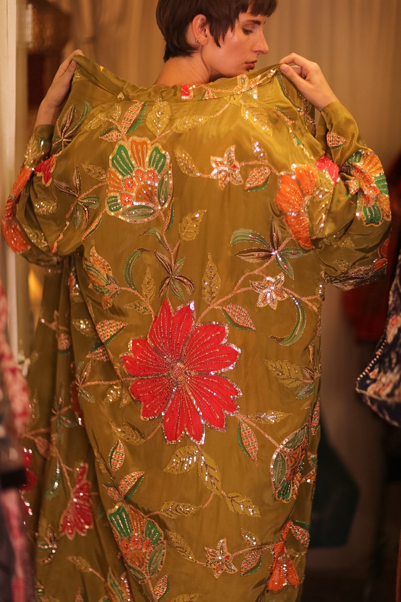 EMBROIDERED SILK KIMONO ROSE GABRIEL - MOMO STUDIO BERLIN - Berlin Concept Store - sustainable & ethical fashion