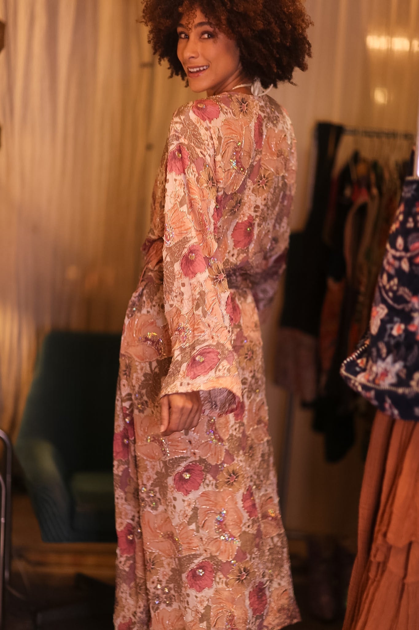 EMBROIDERED SILK LONG KIMONO CONTANCA IRIS - MOMO STUDIO BERLIN - Berlin Concept Store - sustainable & ethical fashion